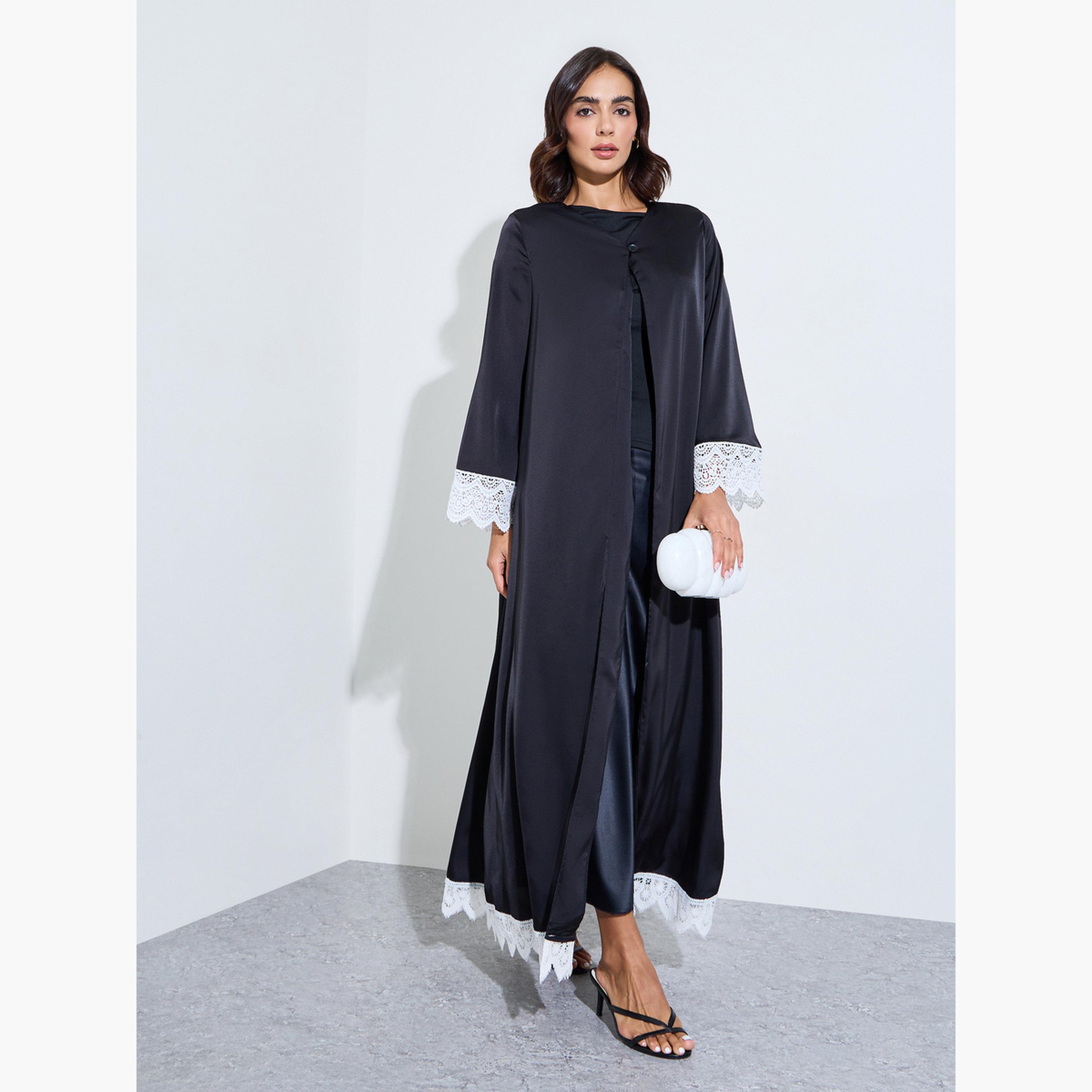 عباية مفتوحة من الأمام بلون سادة مع حواف دانتيل ناعم لون أسود-women-arabicclothing-abayas-image-3