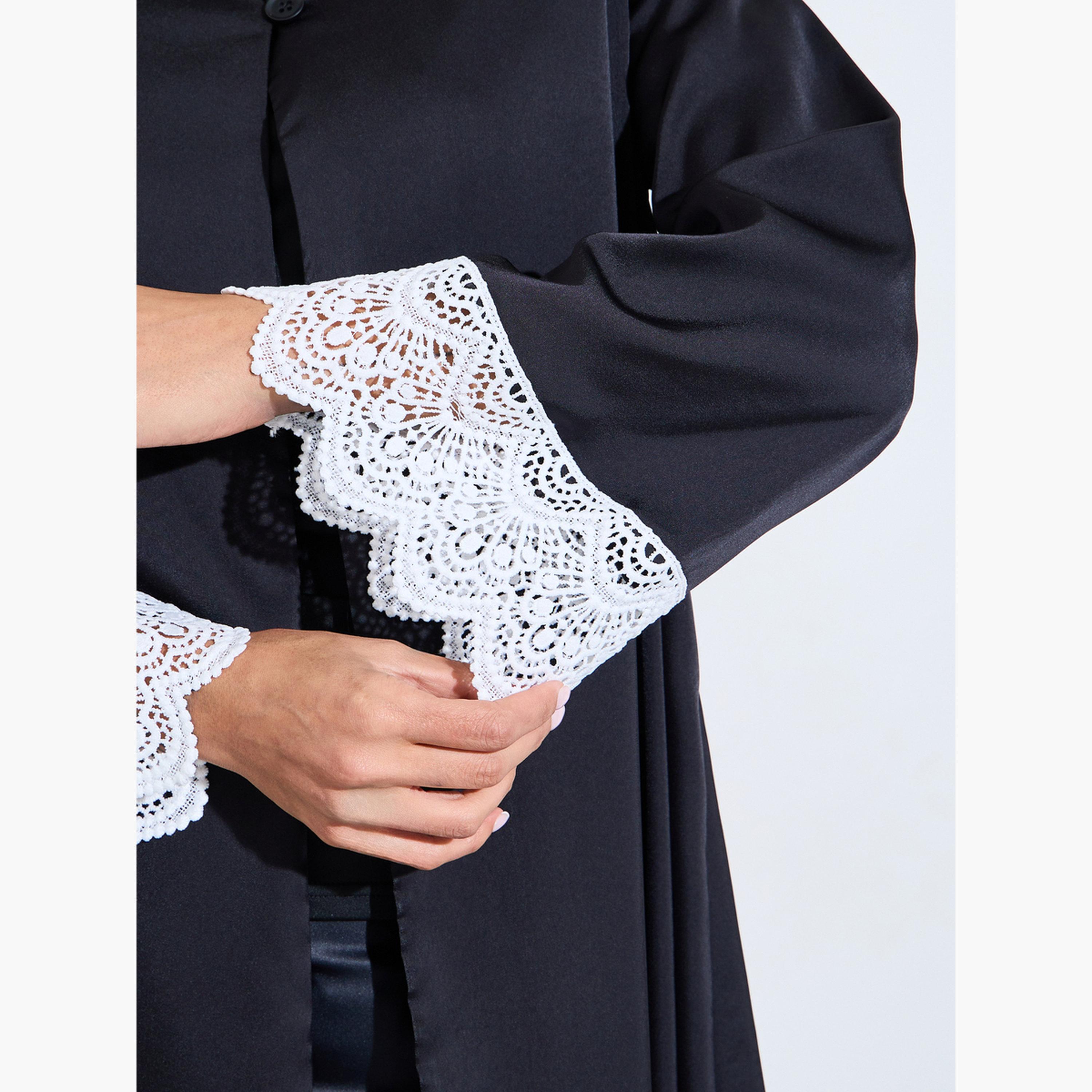 عباية مفتوحة من الأمام بلون سادة مع حواف دانتيل ناعم لون أسود-women-arabicclothing-abayas-image-5