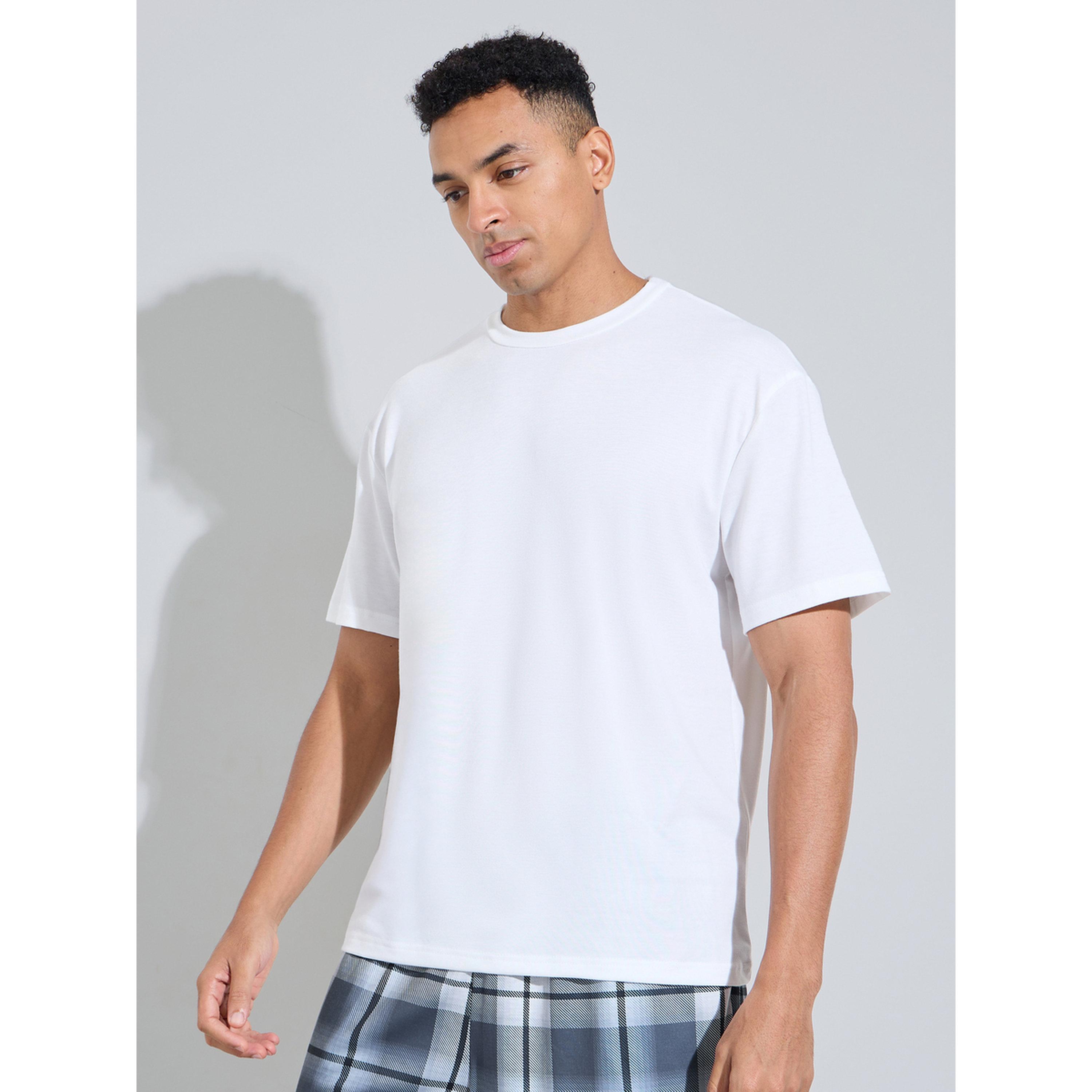 Styli White Solid Round Neck T-Shirt and Checked Shorts Pyjama Set-men-clothing-nightwear-sets-image-3