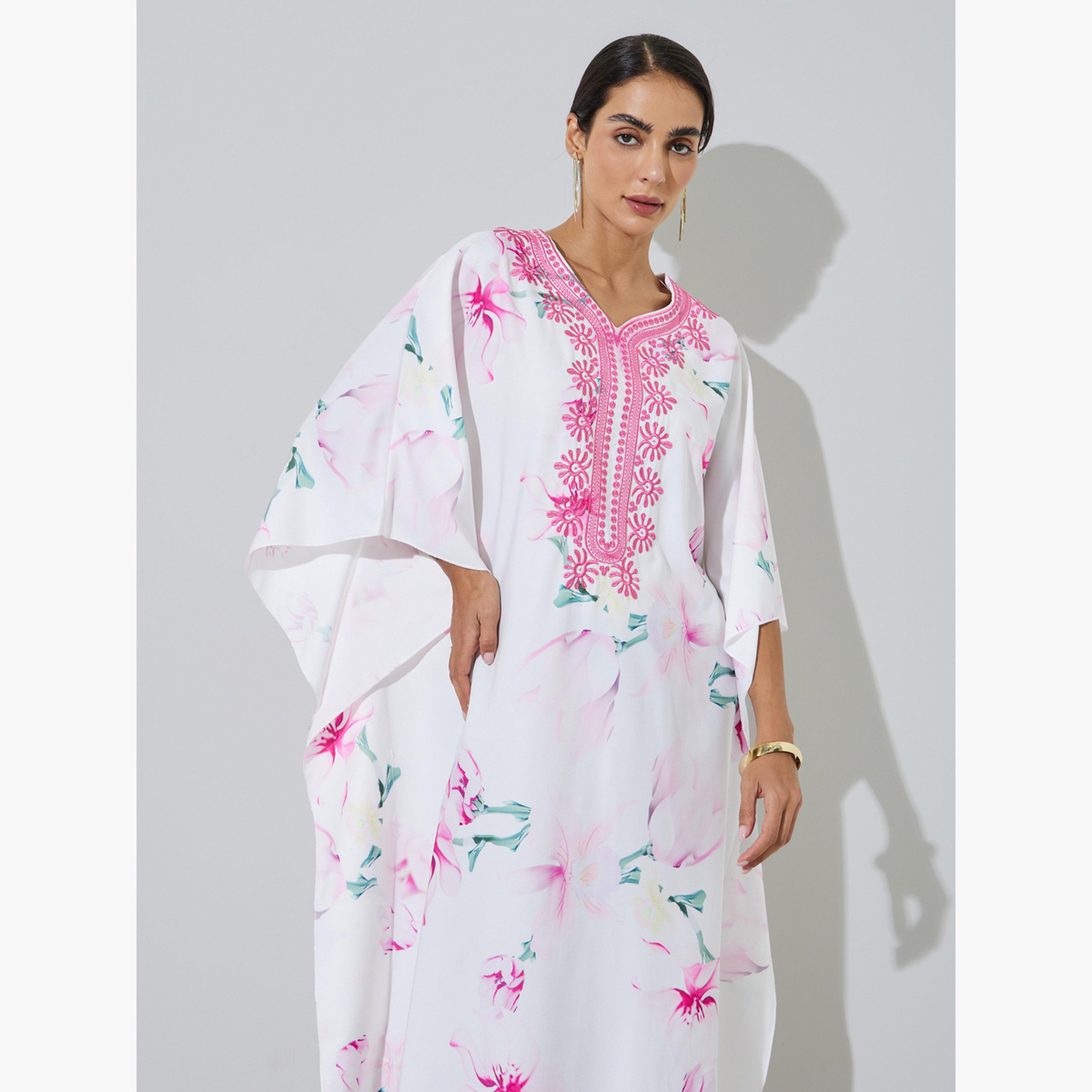 قفطان بياقة مطرزة ومطبع بالزهور متعدد الألوان-women-arabicclothing-kaftan-image-2