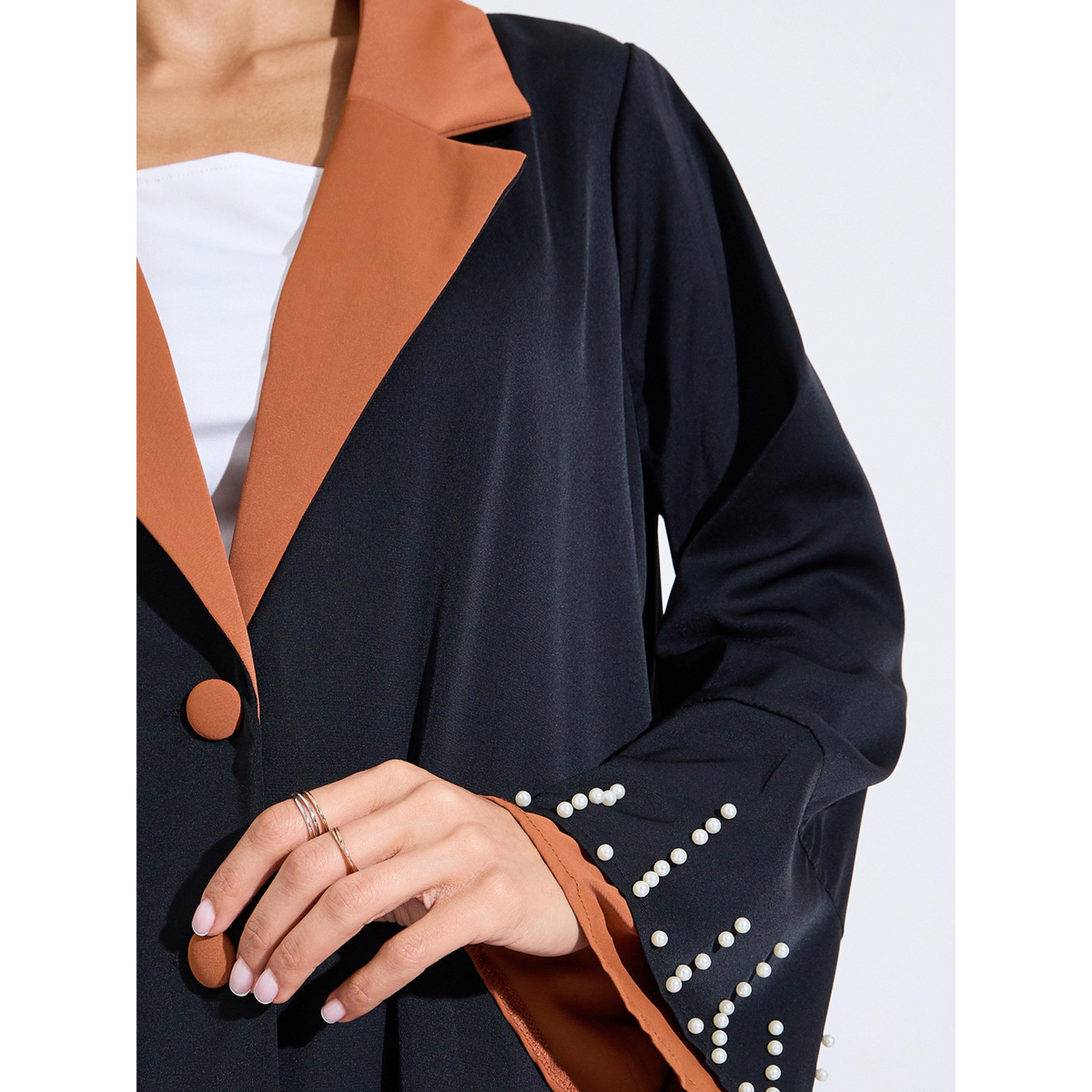 عباية بأكمام مزينة وياقة متباينة-women-arabicclothing-abayas-image-5