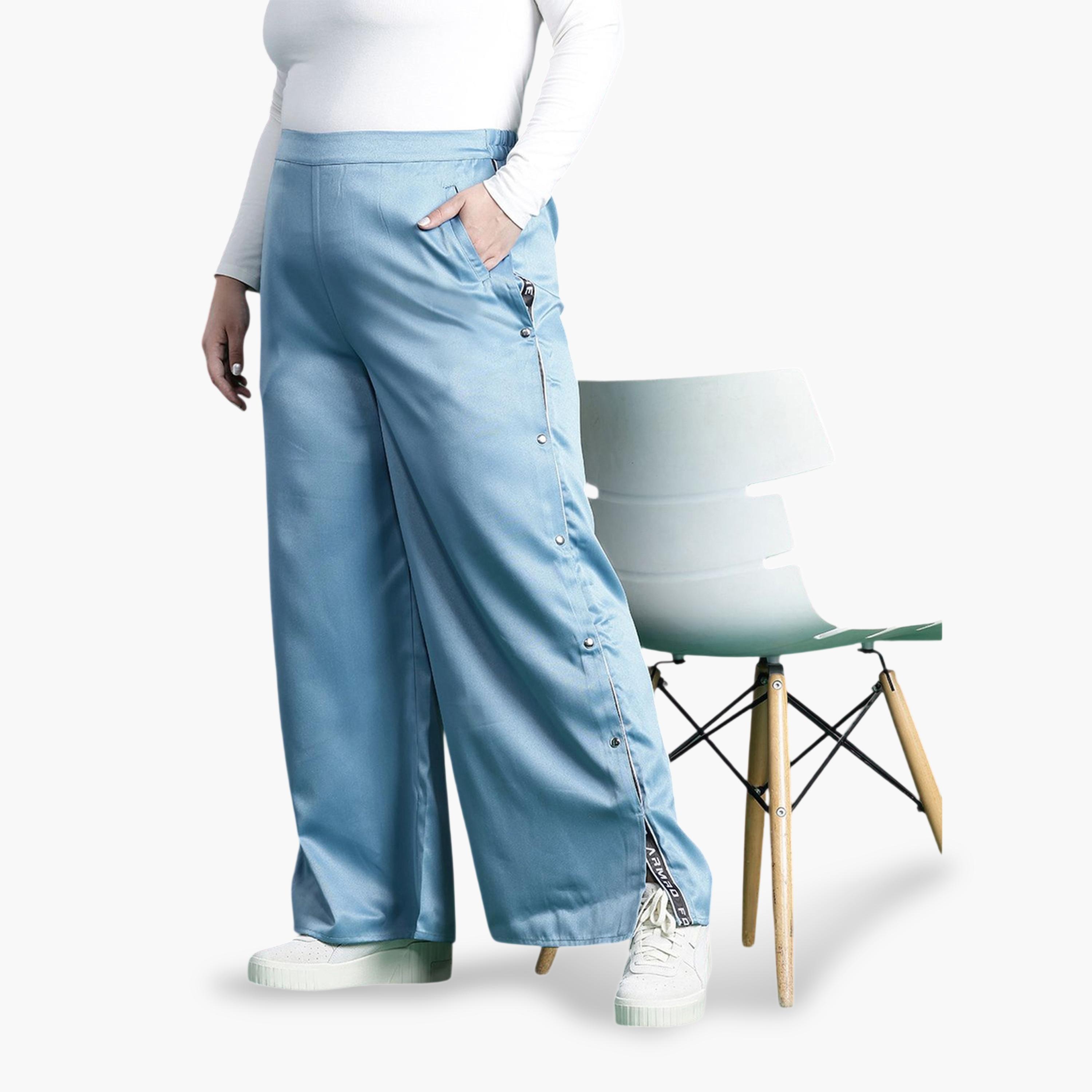 بنطال ساتان بأرجل واسعة بتفاصيل أزرار ومقاسات كبيرة أزرق-women-clothing-plussize-joggers-image-3