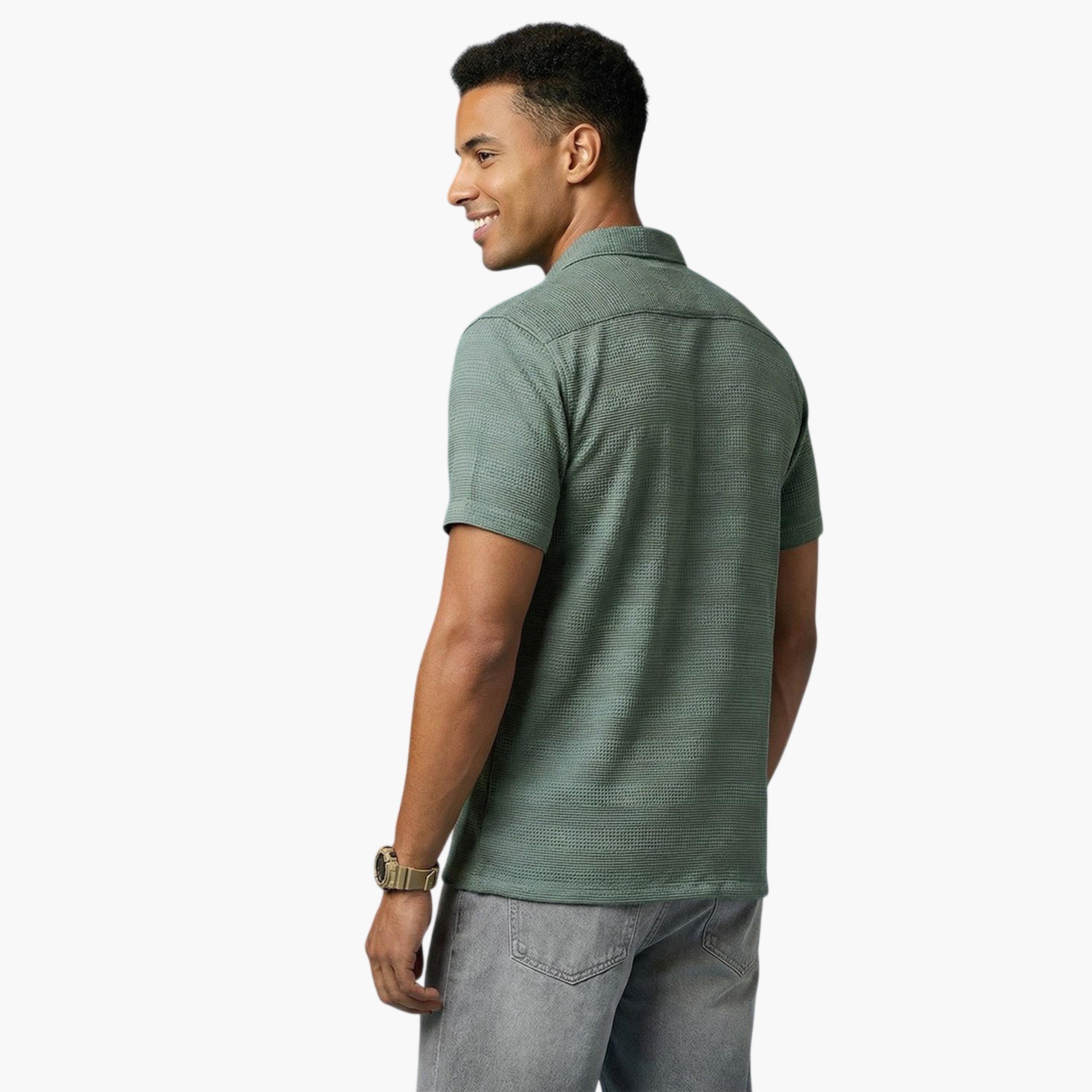 قميص كاجوال بتصميم بارز الملمس للرجال-men-clothing-shirts-image-3