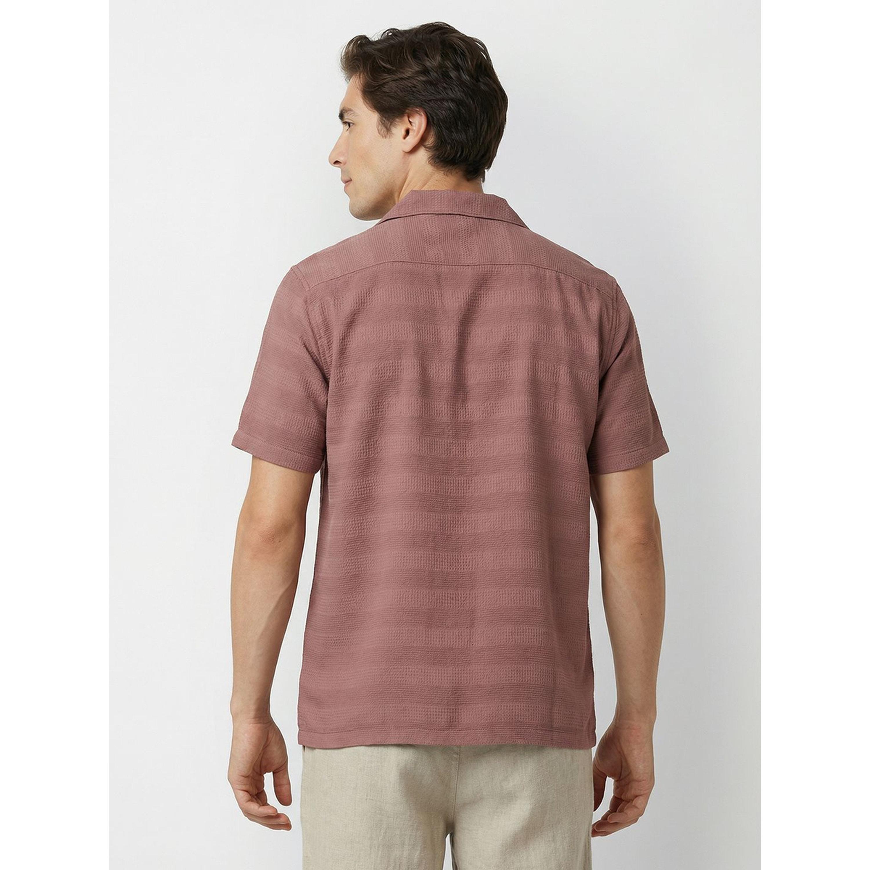 قميص كاجوال بياقة كوبية وتهميم بارز الملمس للرجال-men-clothing-shirts-image-3