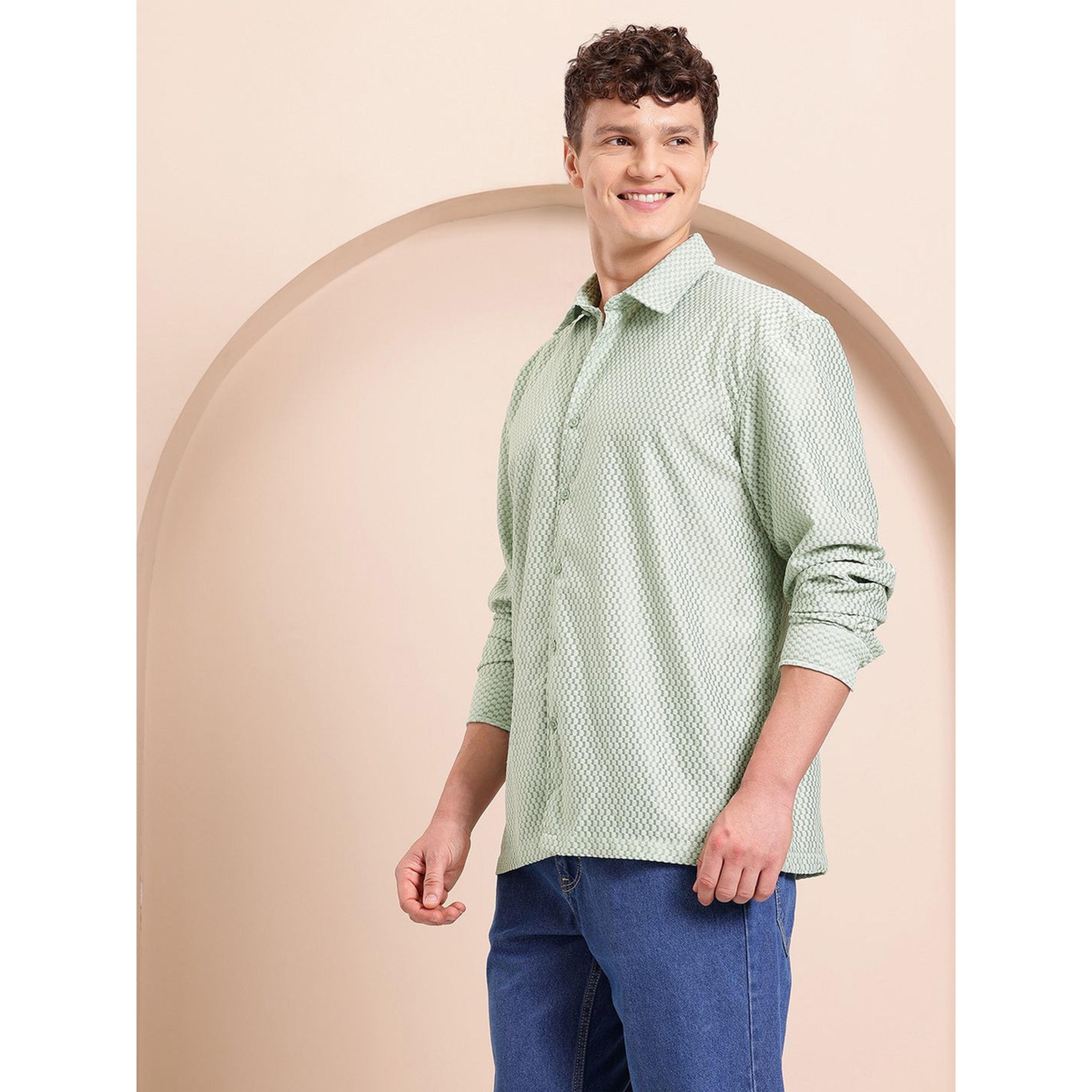 قميص منسوج بقصة مريحة ونمط مربعات للرجال-men-clothing-shirts-image-3