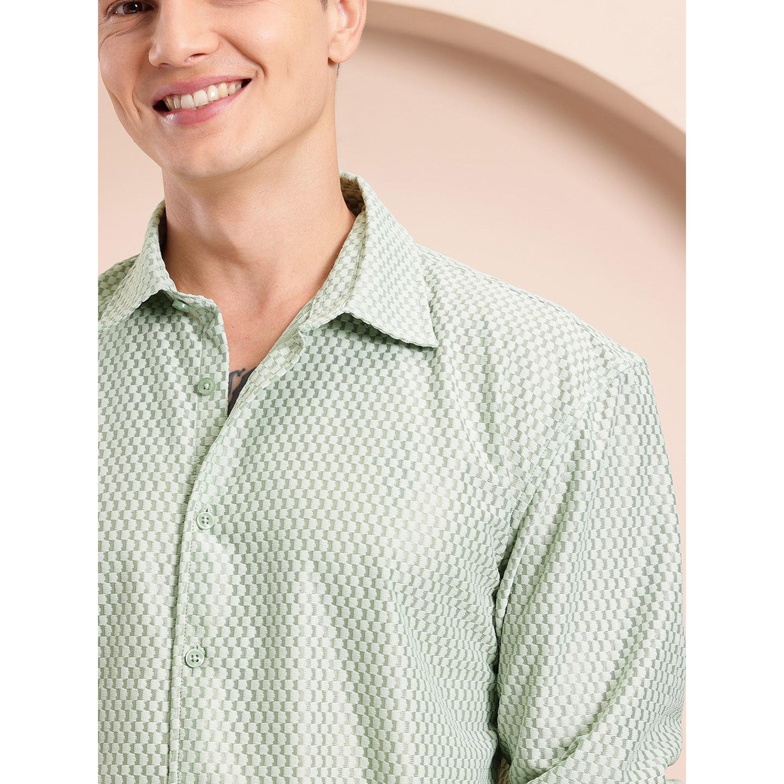 قميص منسوج بقصة مريحة ونمط مربعات للرجال-men-clothing-shirts-image-5