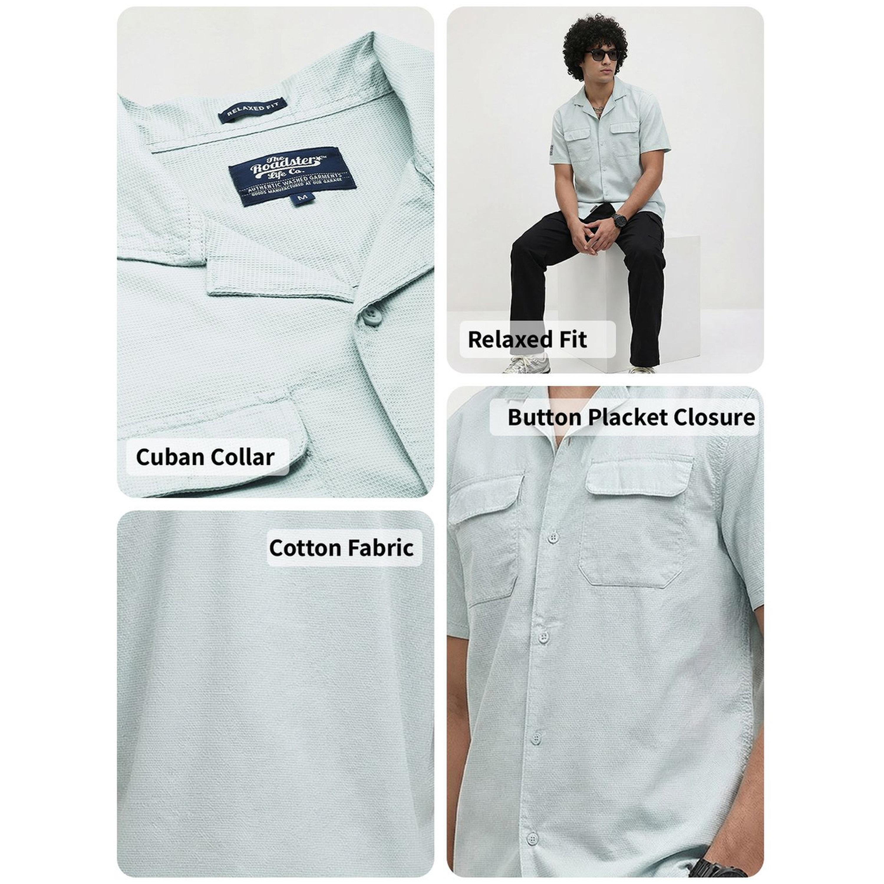 قميص كاجوال قطن بقصة مريحة وتفاصيل بارزة الملمس للرجال-men-clothing-shirts-image-5