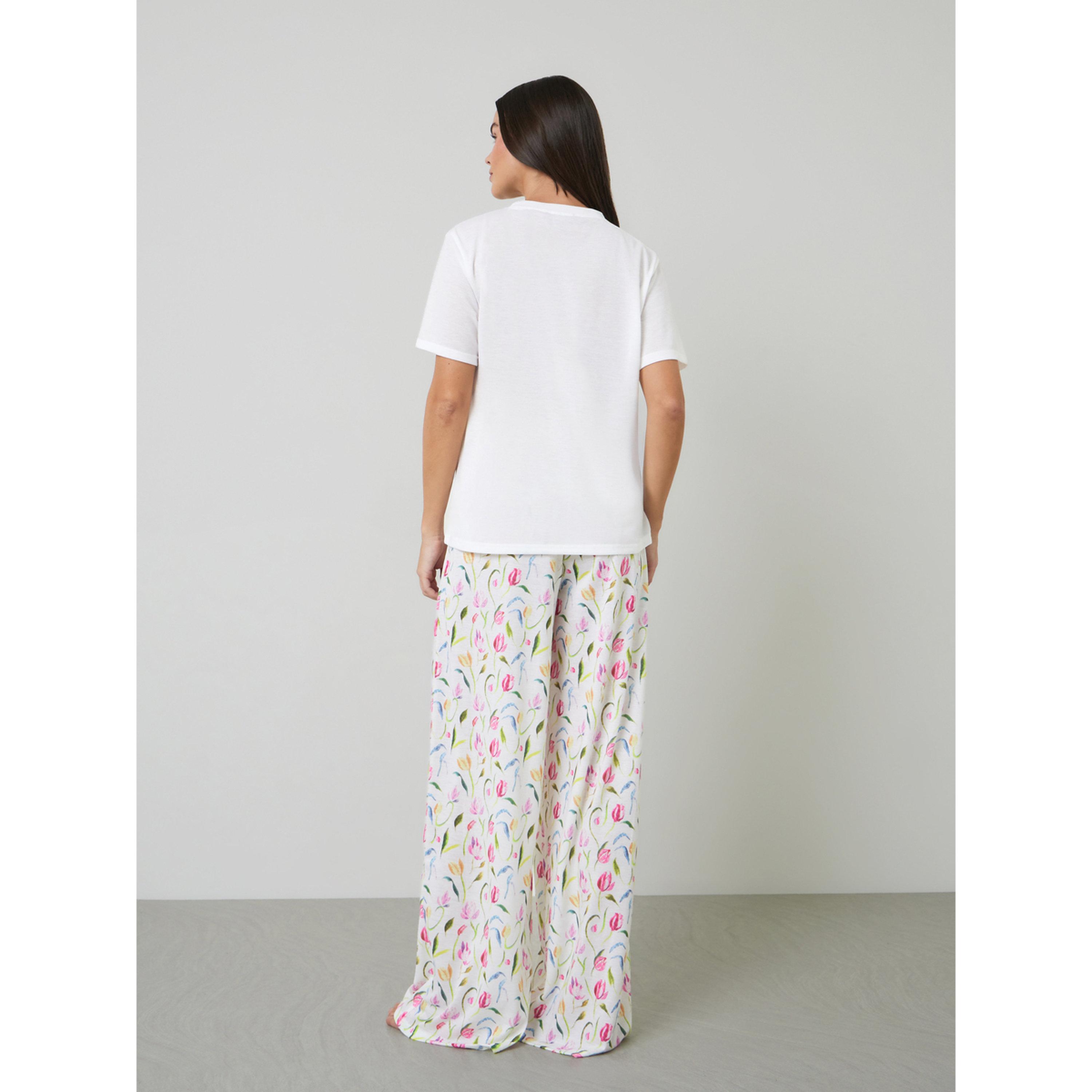 Styli White Tulip Pocket Print T-Shirt and Wide Leg Pyjama Set-women-clothing-nightwear-pyjamas-longsets-image-3