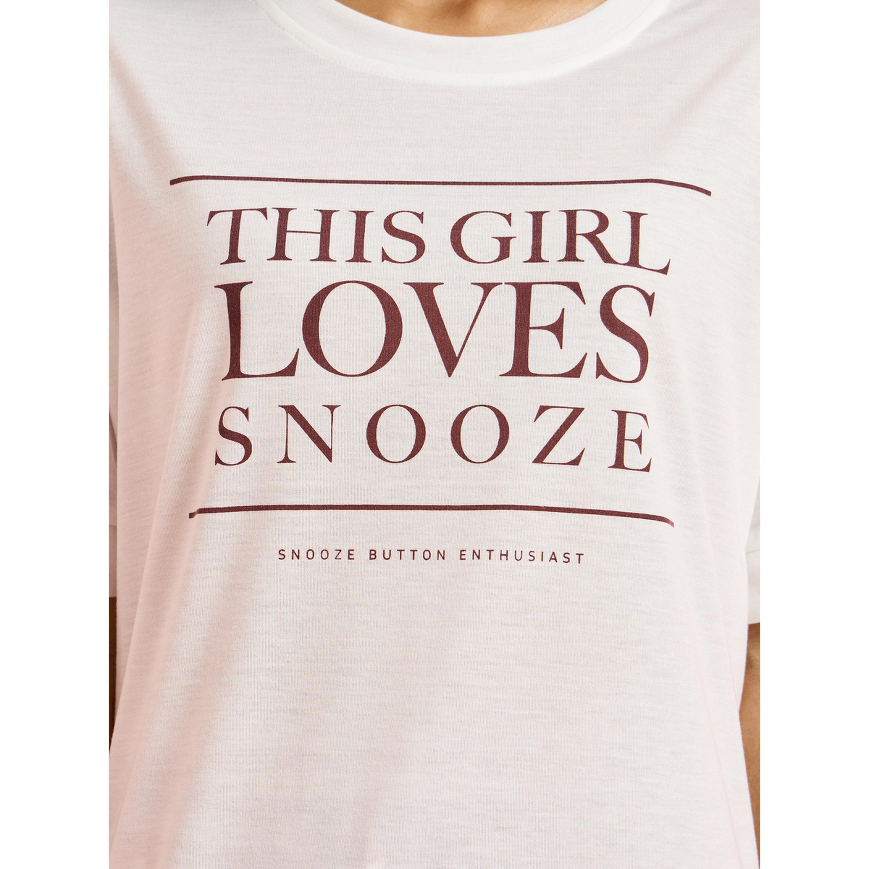 طقم بيجاما من بنطال بنمط مربعات بقصة مستقيمة وتيشيرت بطبعة شعار متعدد الألوان-women-clothing-nightwear-pyjamas-longsets-image-6