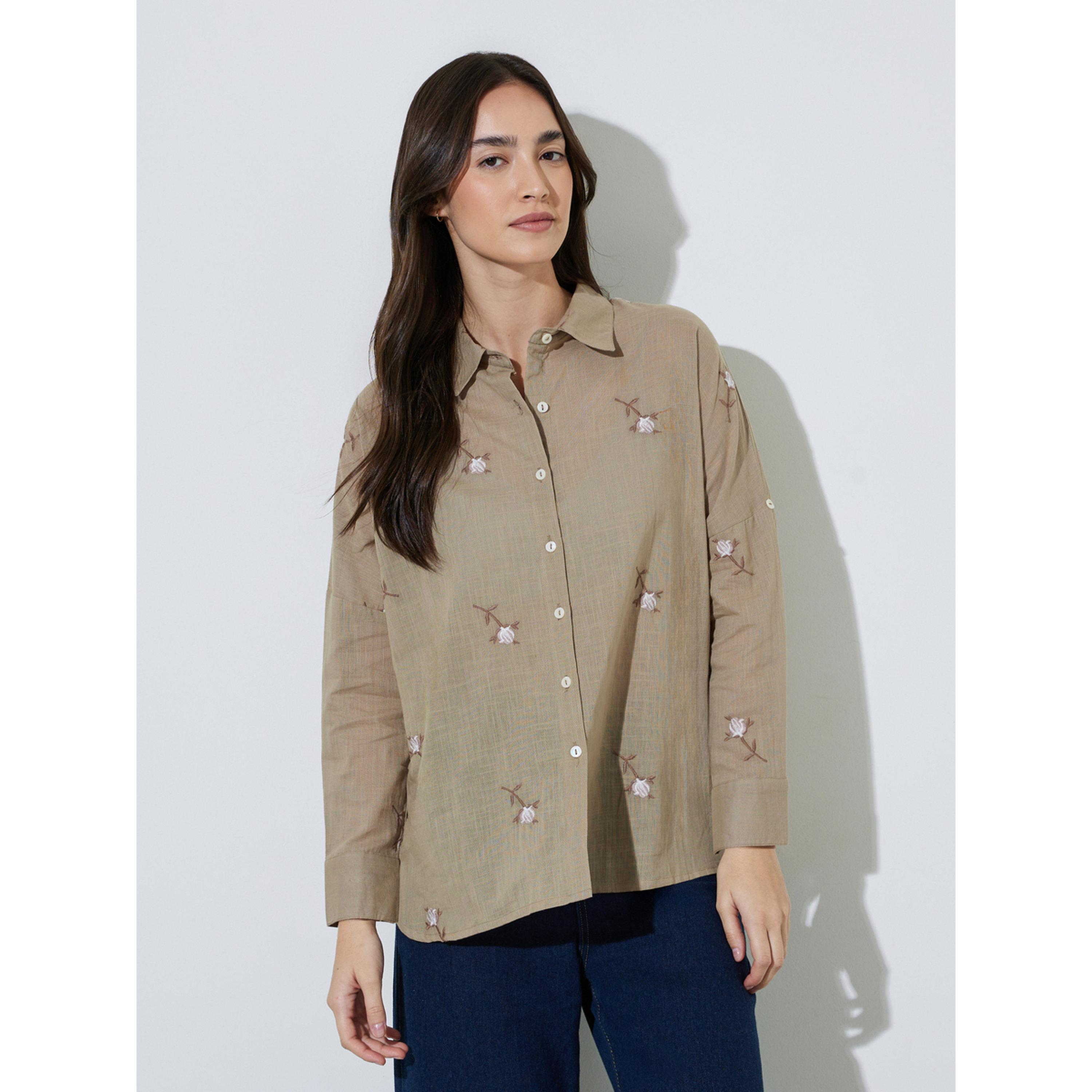 بلوزة بأكمام طويلة وتطريز أزهار باللون البيج-women-clothing-shirtsandblouses-shirts-image-1