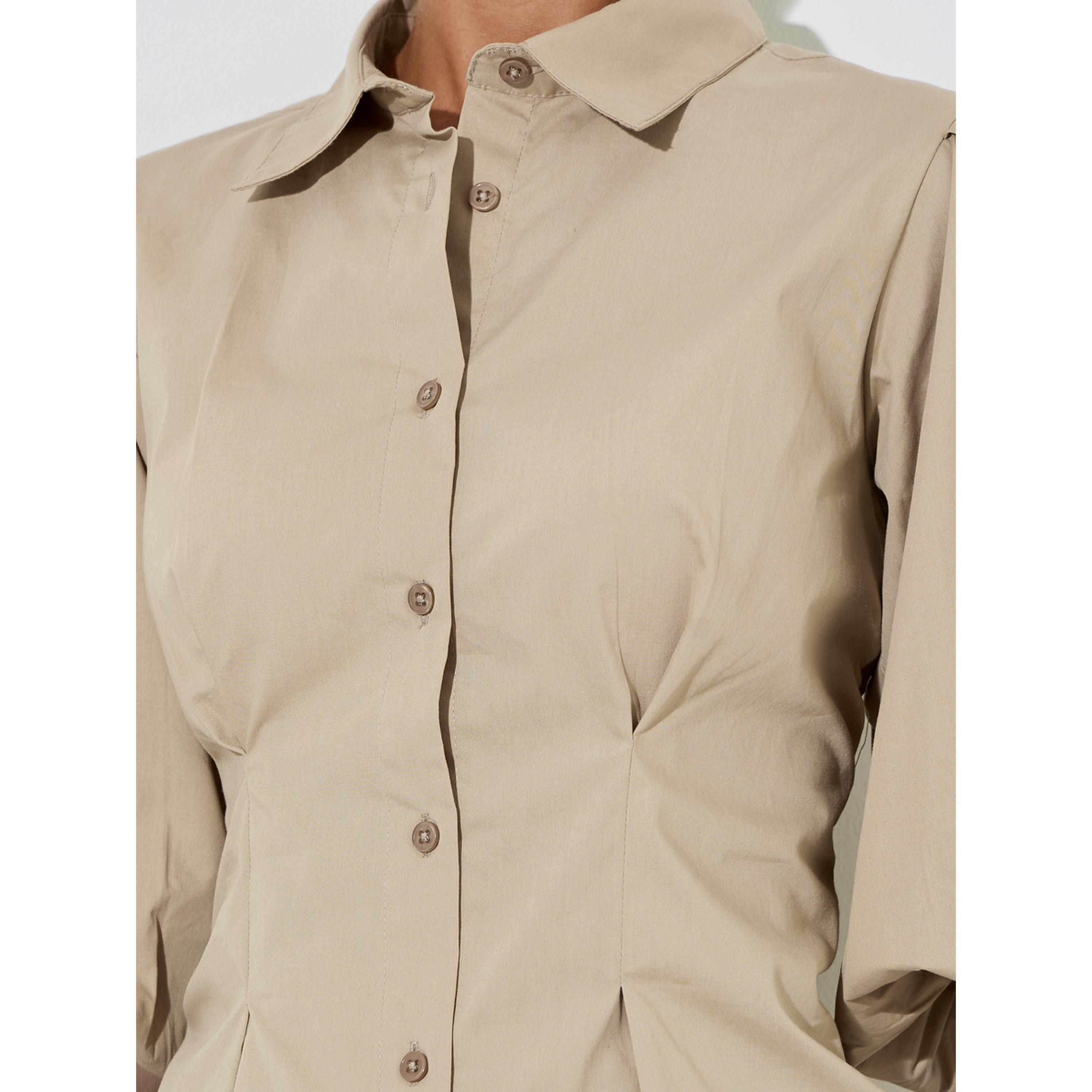 قميص بيبلوم بأكمام منفوخة وتفاصيل زمزمات بيج سادة-women-clothing-shirtsandblouses-shirts-image-5