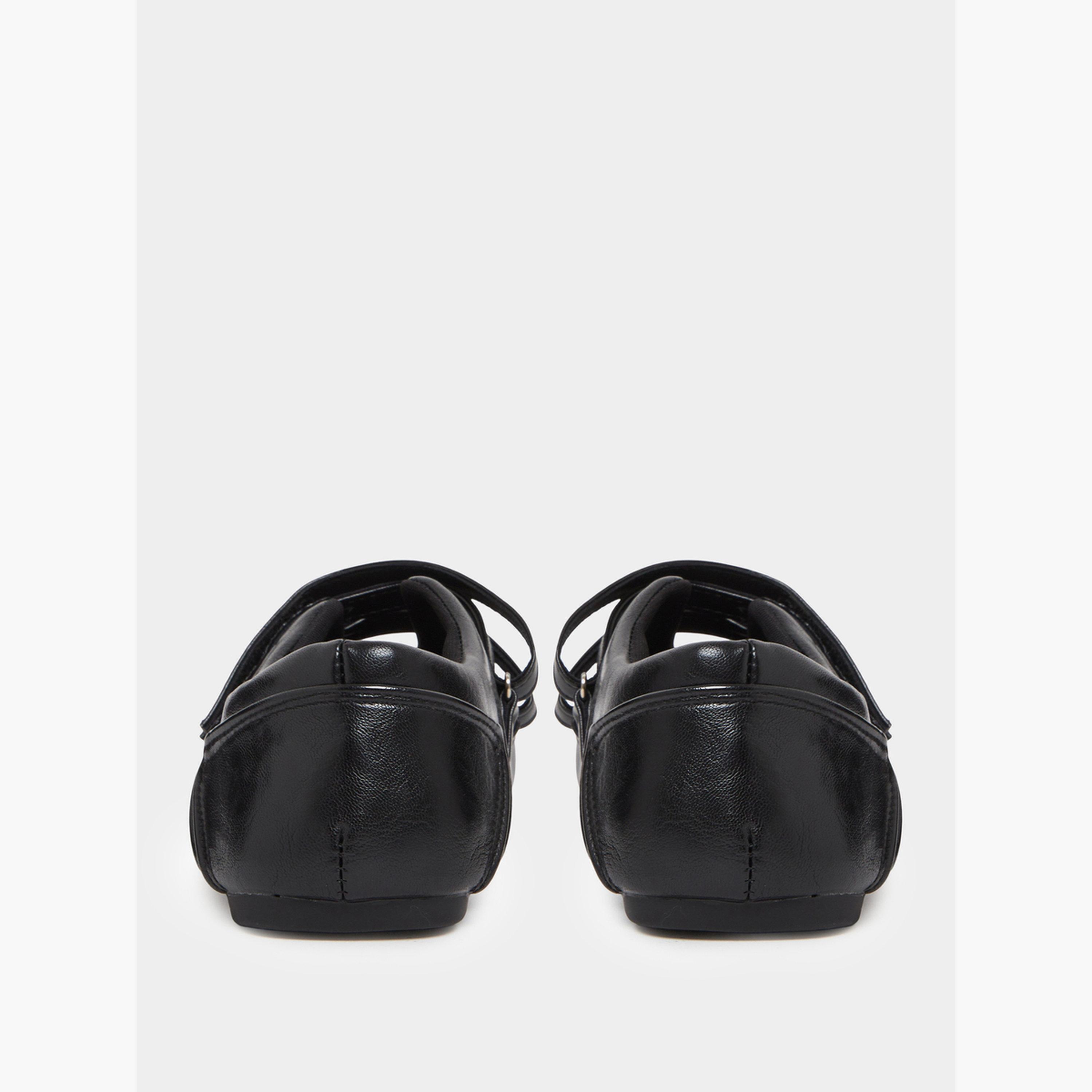 حذاء سنيكرز سادة بمقدمة دائرية وشريط فيلكرو-women-shoes-sneakers-image-6