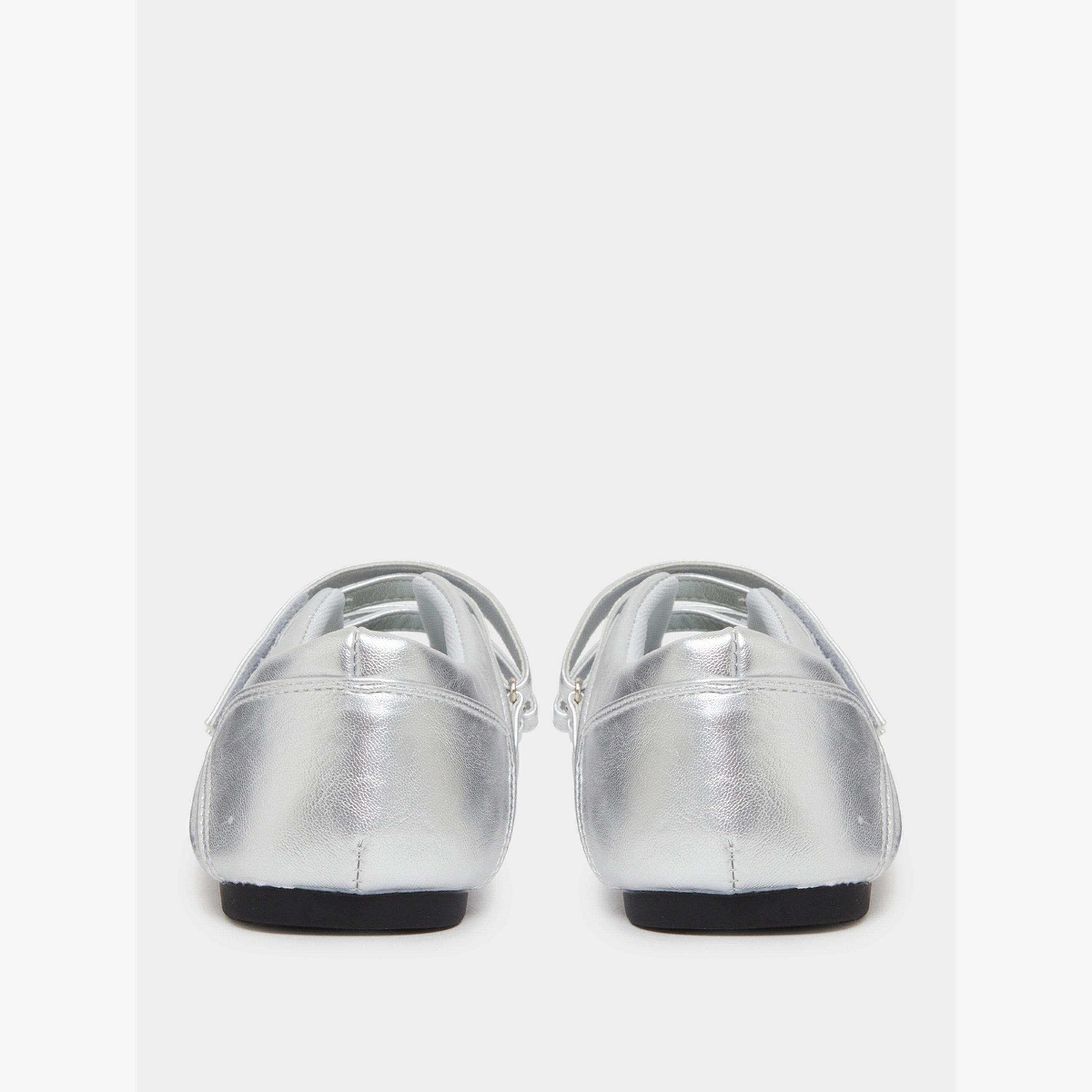 حذاء سنيكرز سادة بمقدمة دائرية وشريط فيلكرو-women-shoes-sneakers-image-6