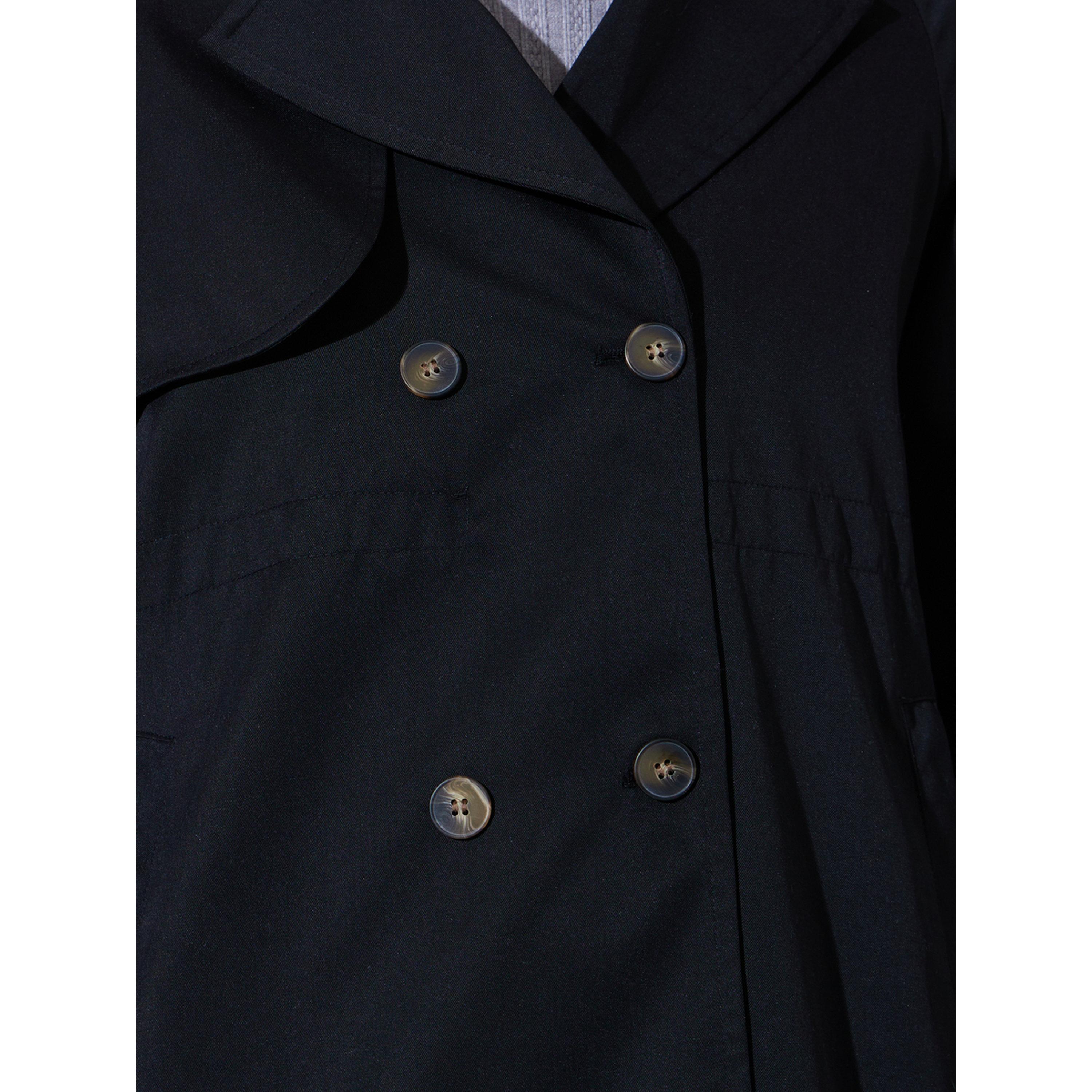 معطف ترنش طويل بأزرار أمامية باللون الأسود-women-winterwear-coatsandjackets-coats-image-5