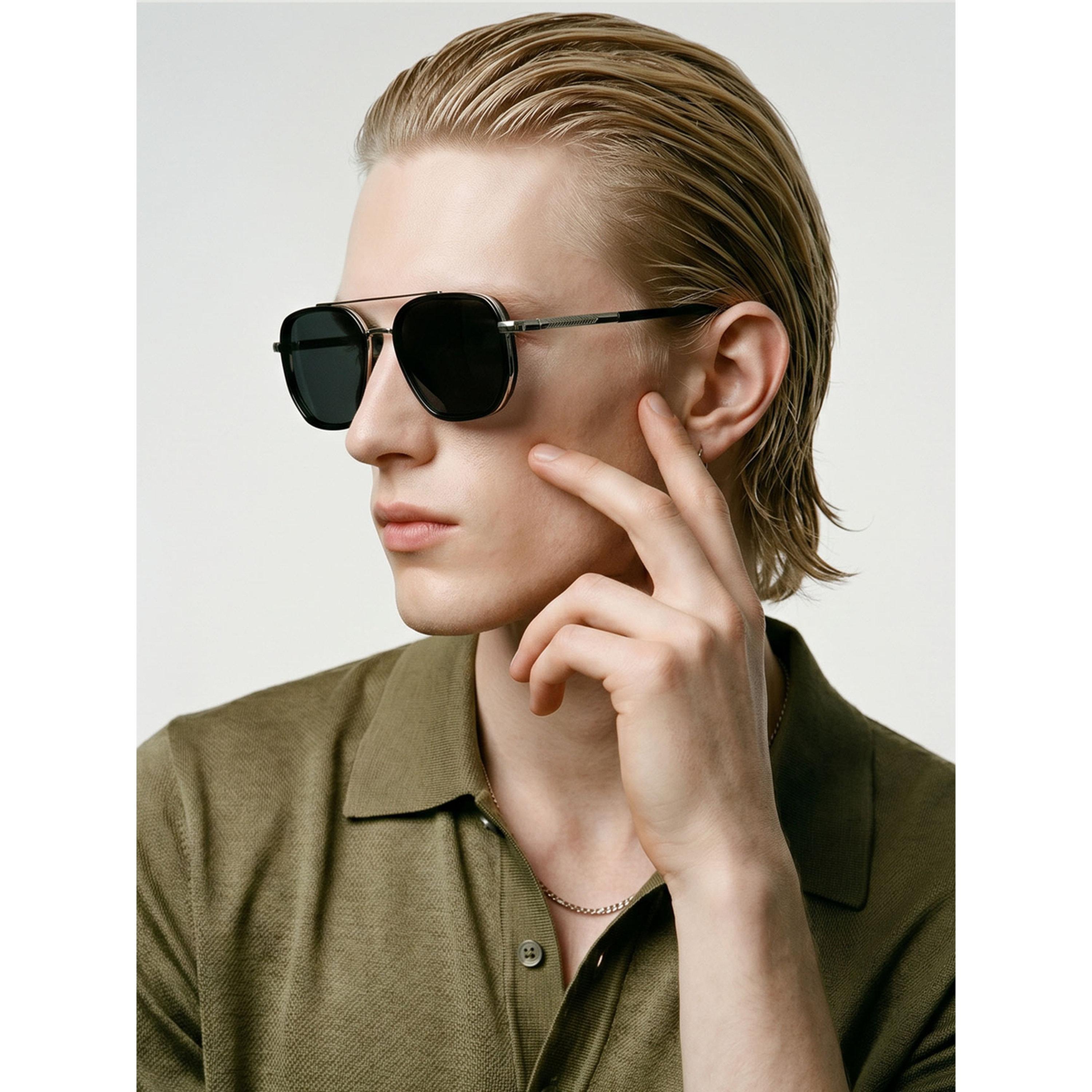 نظارة شمسية طراز أفياتور بجسر مزدوج باللون الفضي-men-sunglasses-image-5