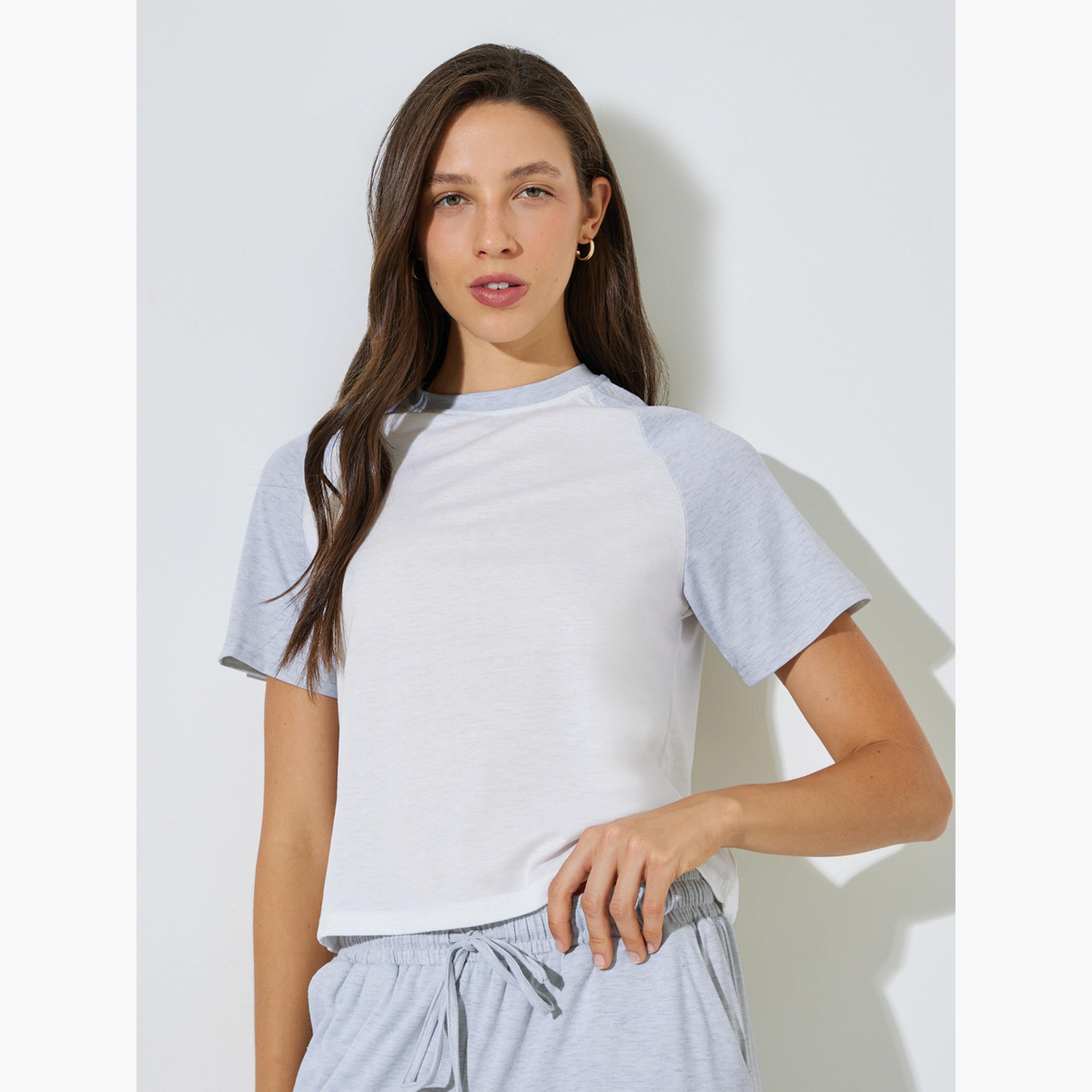 Styli Grey Raglan Sleeve T-Shirt and Wide Leg Pants Co-Ord Set-women-clothing-coordsets-image-2