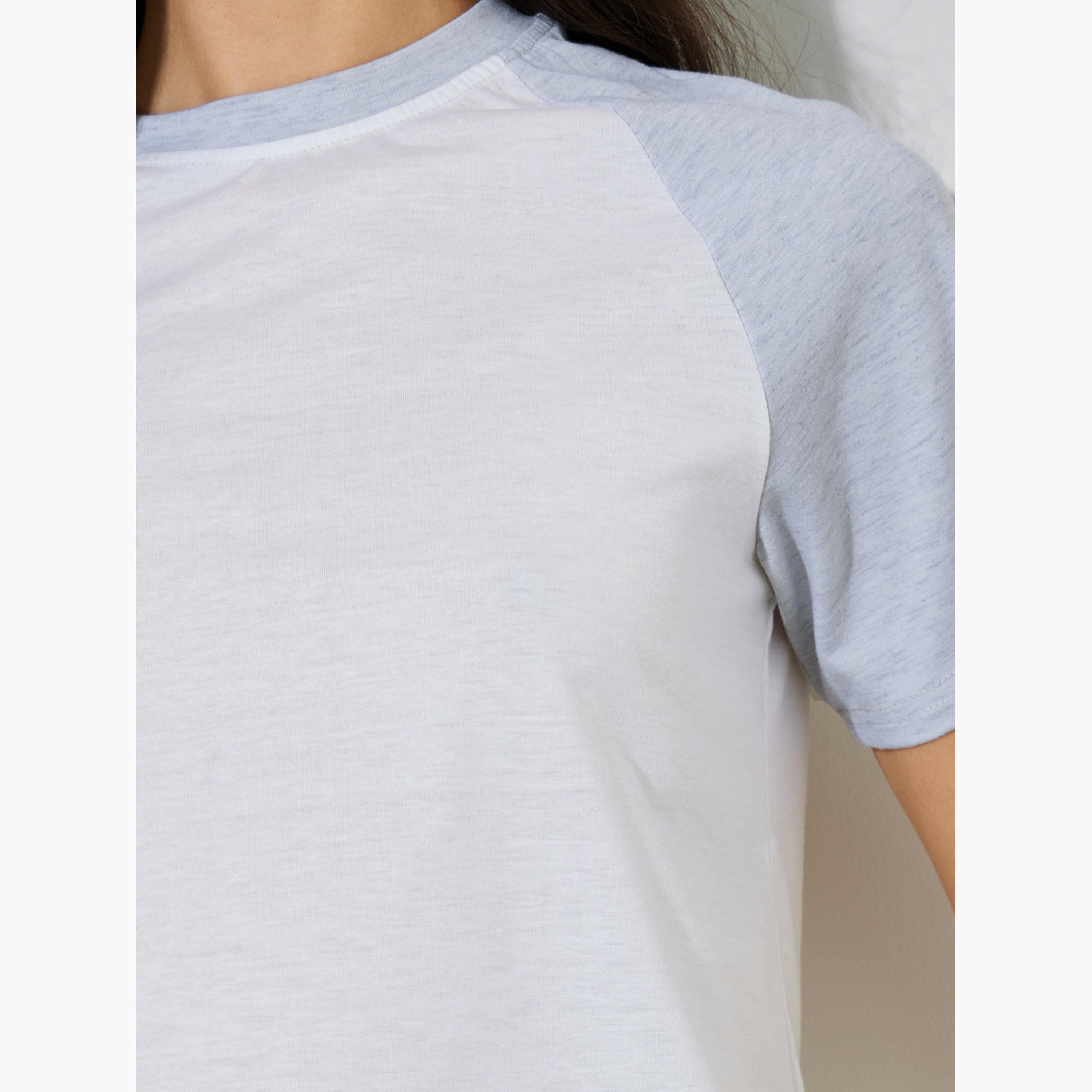 Styli Grey Raglan Sleeve T-Shirt and Wide Leg Pants Co-Ord Set-women-clothing-coordsets-image-6