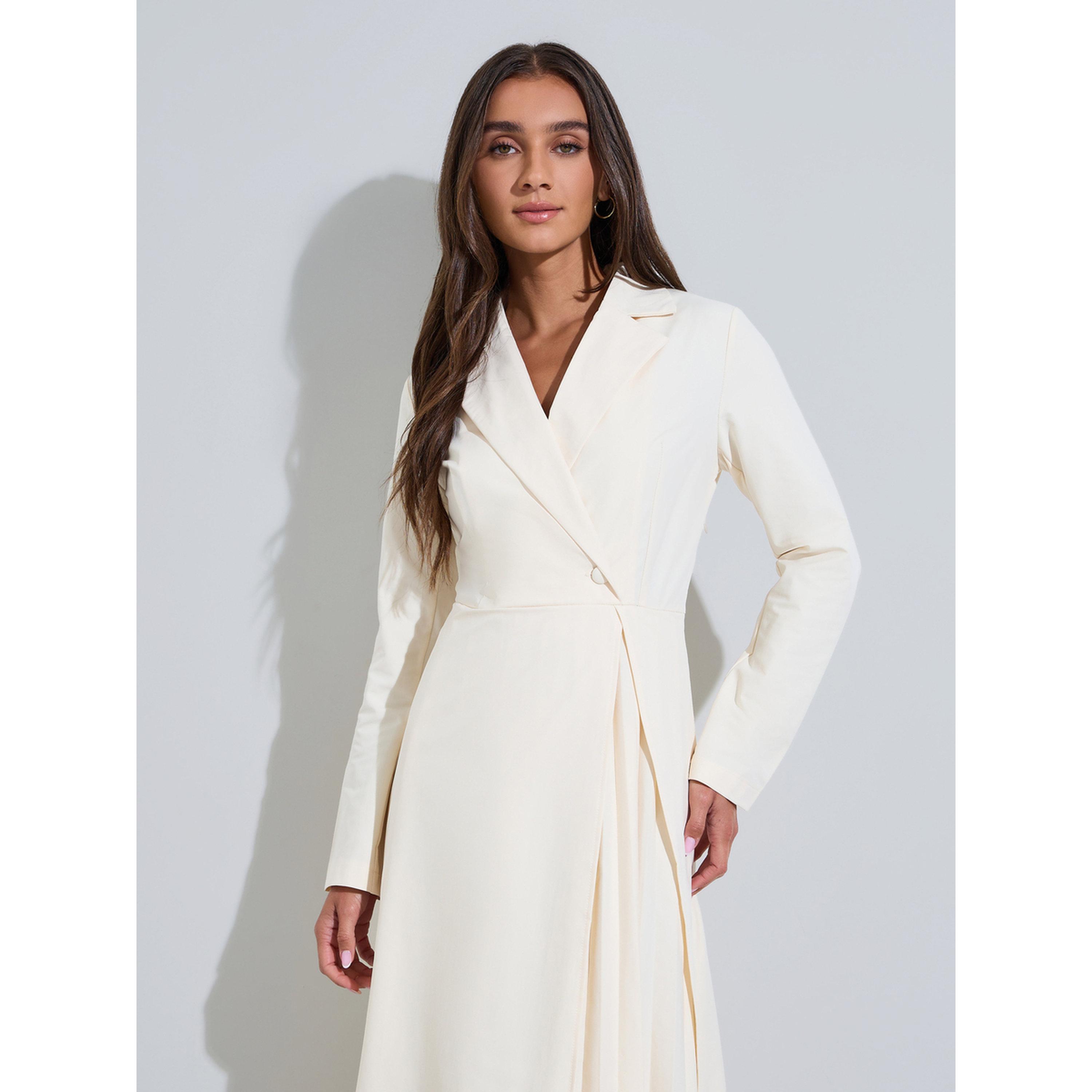 فستان طويل بليزر بياقة وتفاصيل طيات سادة بلون كريمي-women-clothing-dresses-image-2