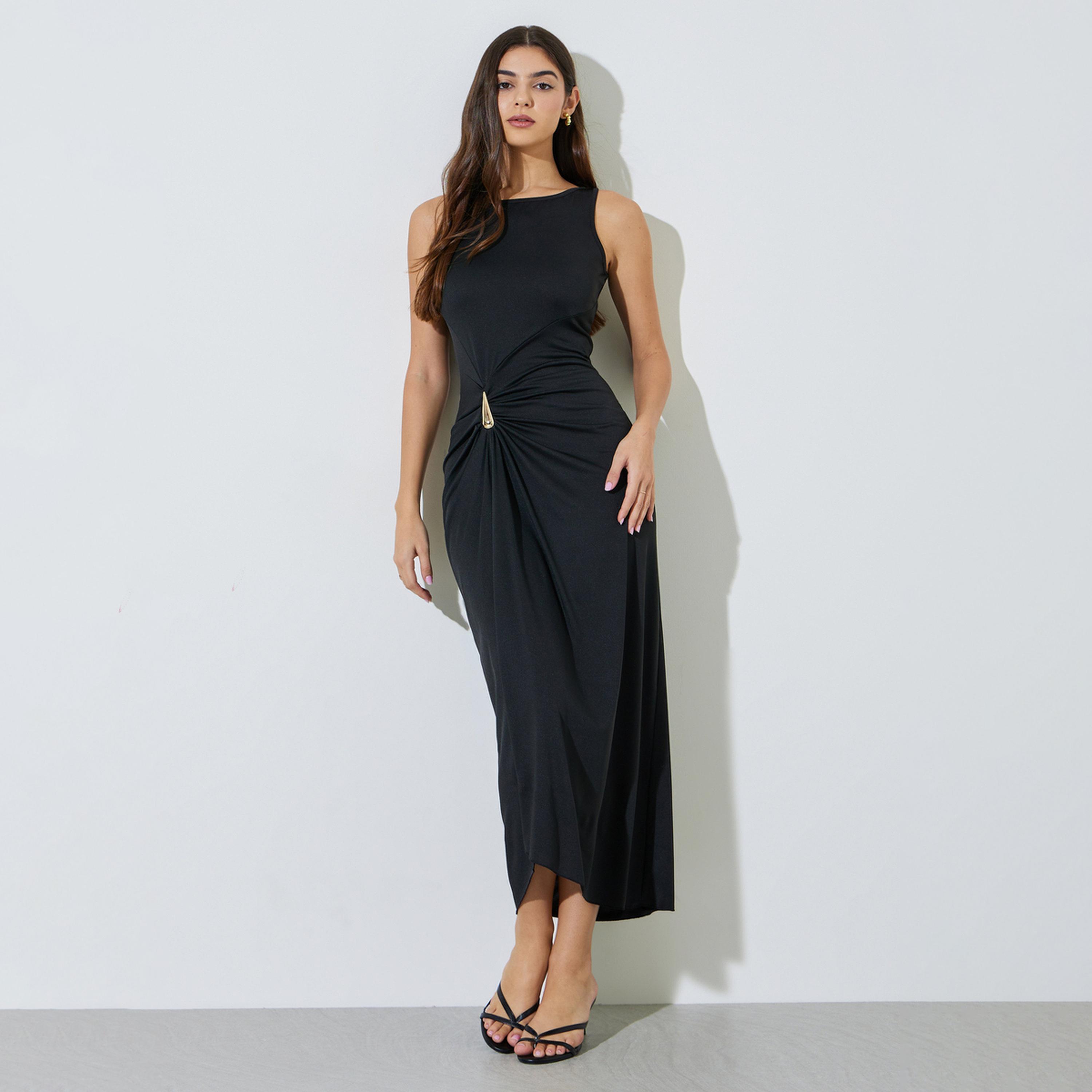 ستايلي - فستان ماكسي أسود بدون أكمام مزين بتطريز جانبي-women-clothing-dresses-image-1