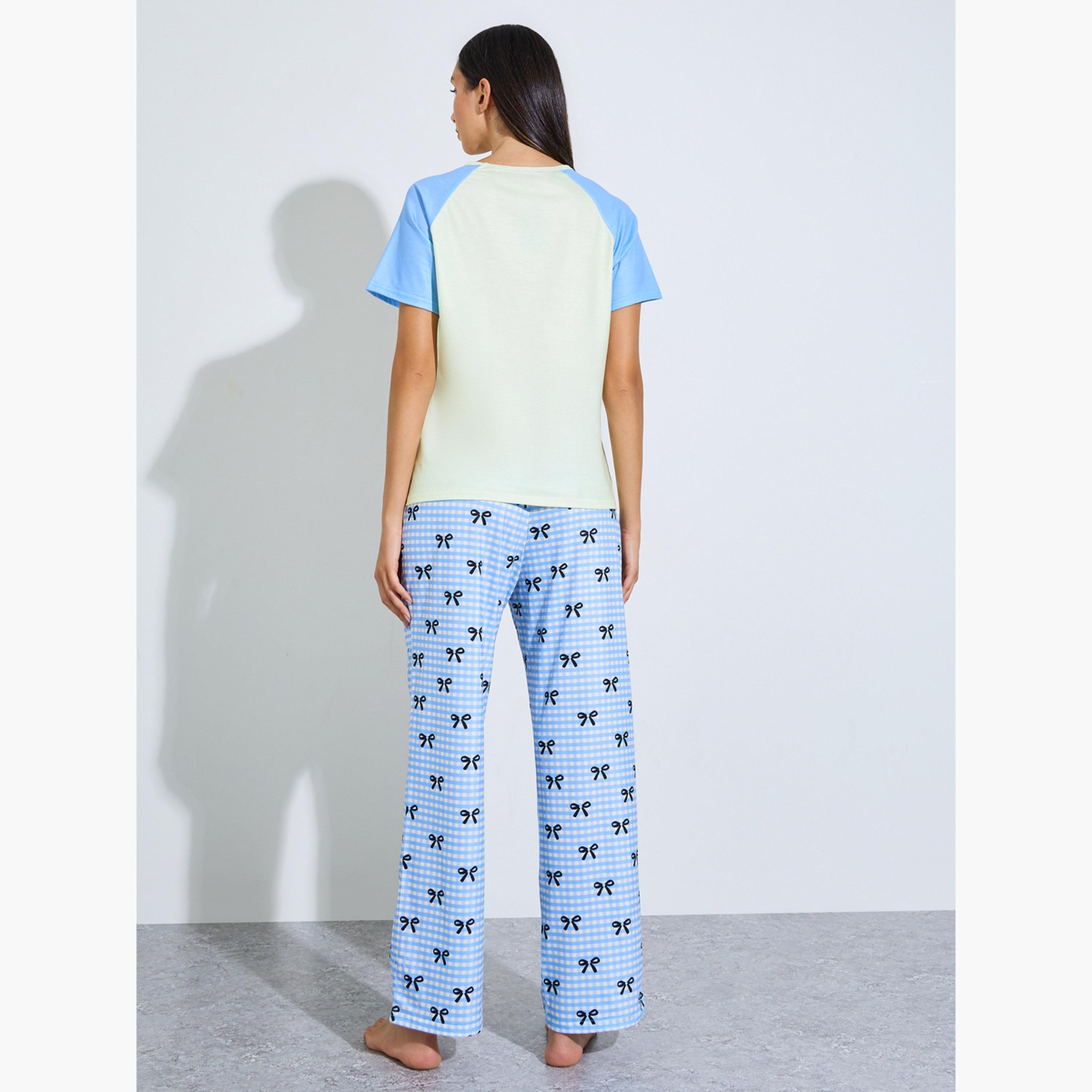 Styli Multi Printed Raglan T-Shirt and Pyjama Set-women-clothing-nightwear-pyjamas-longsets-image-3