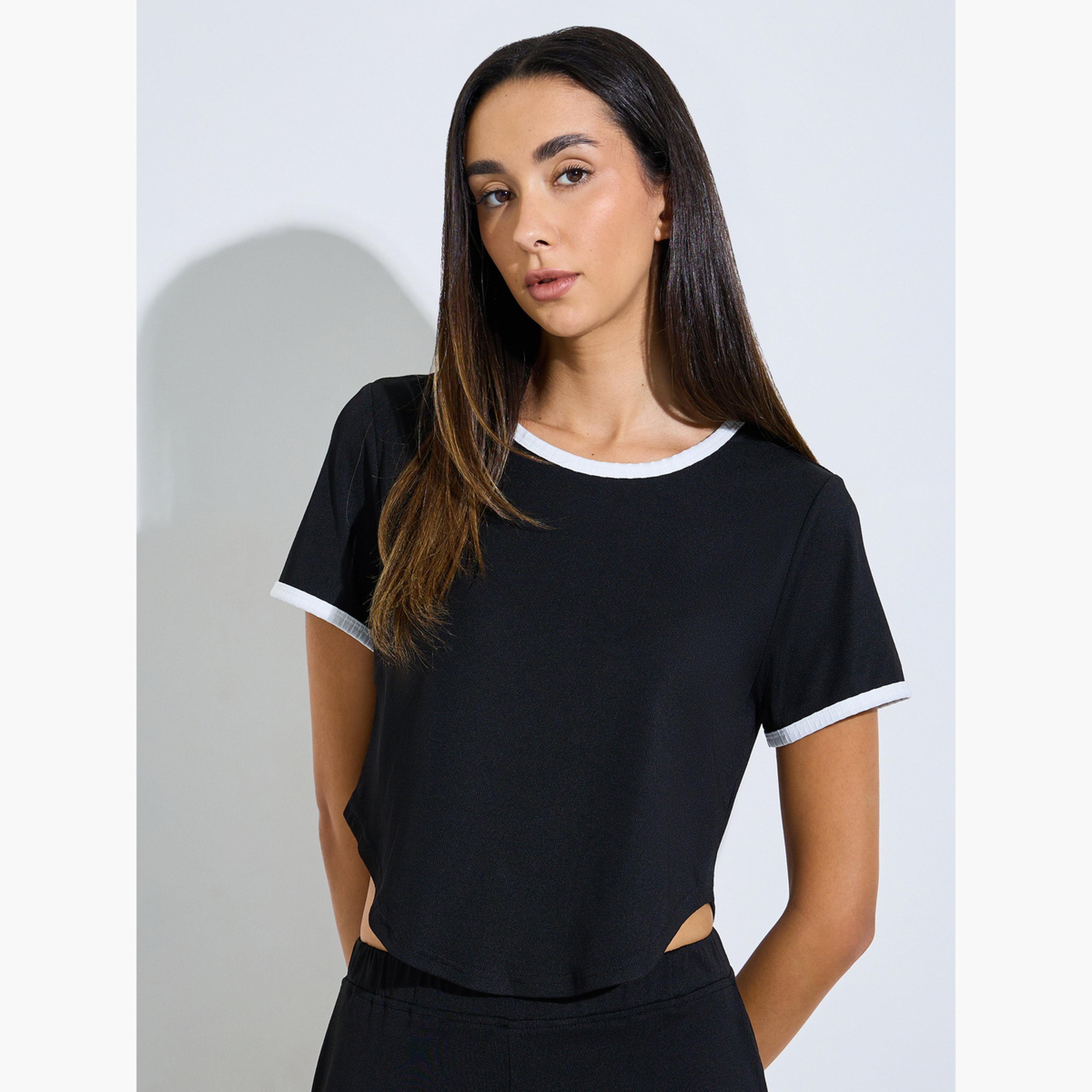Styli Black Crop Ringer T-Shirt and Pyjama Set-women-clothing-nightwear-pyjamas-longsets-image-2