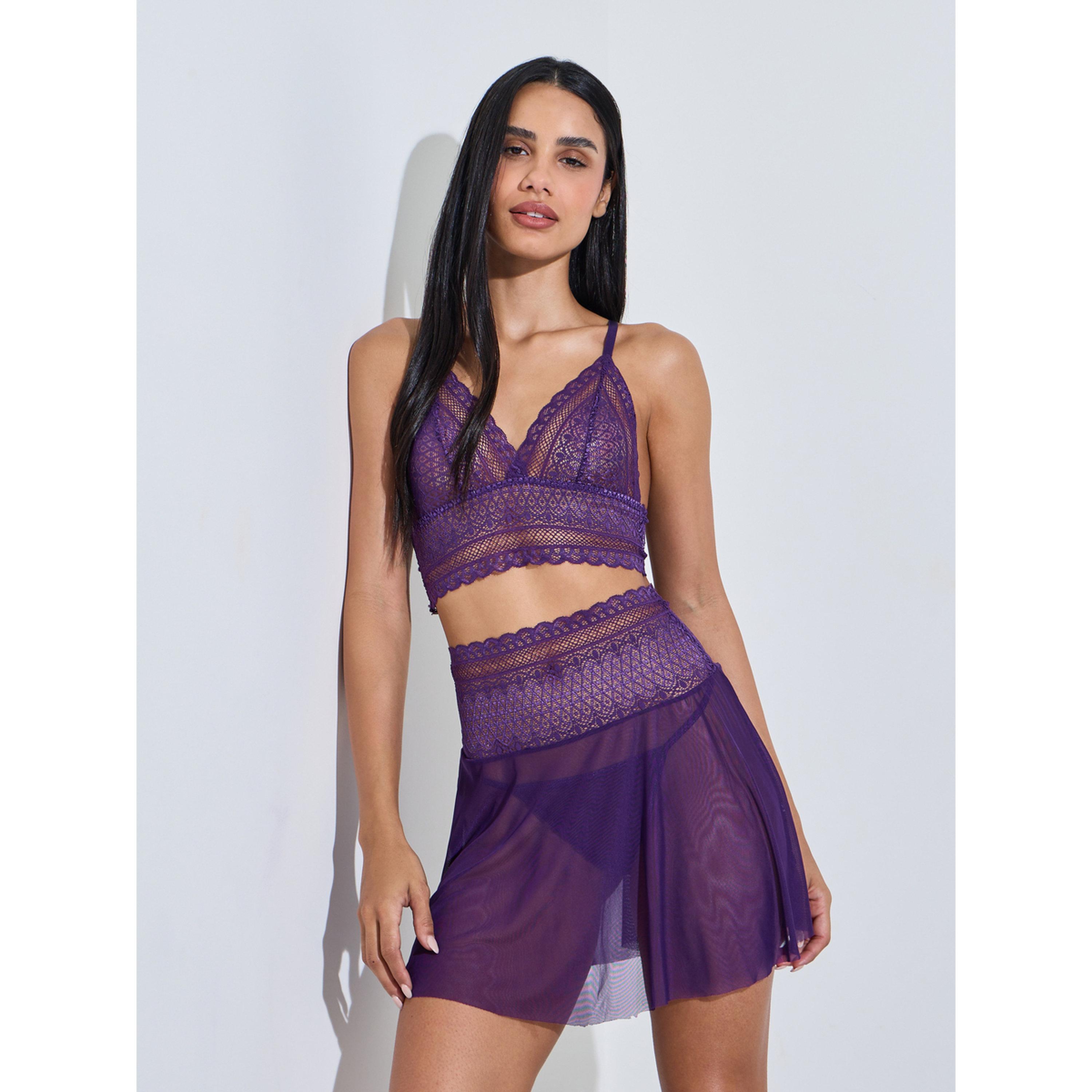 طقم مكون من 3 قطع براليت وتنورة وسروال داخلي بتفاصيل دانتيل - بنفسجي-women-clothing-lingerie-lingeriesets-image-1