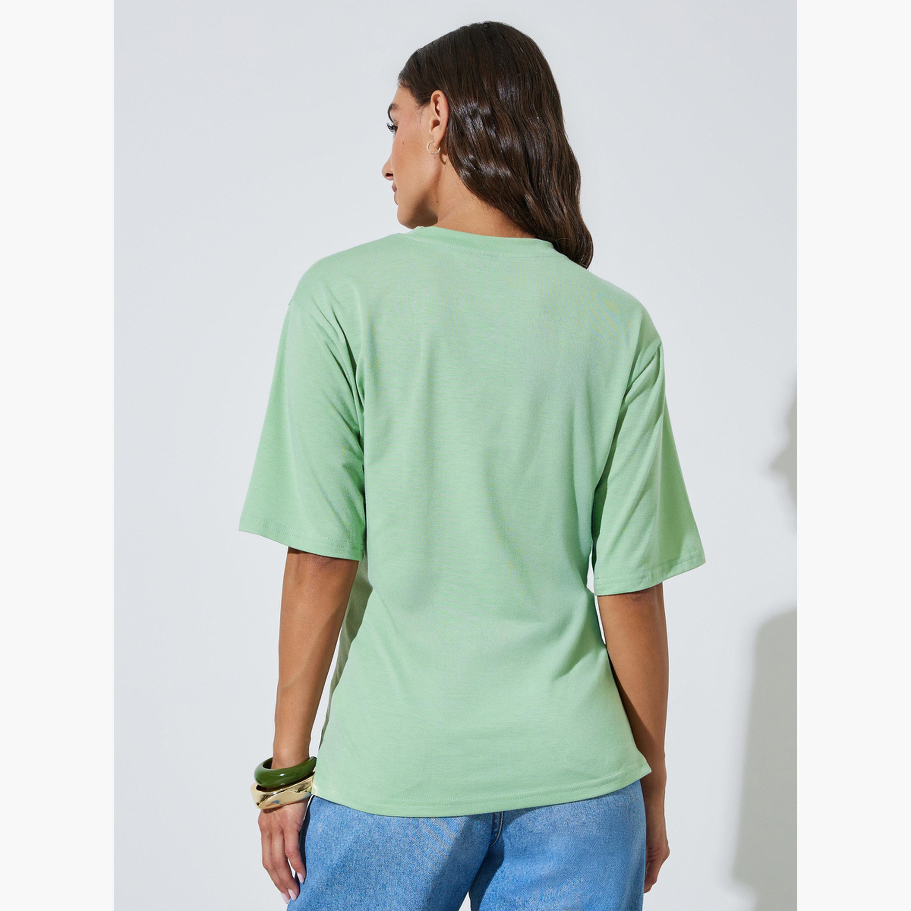 تيشيرت أخضر بكسرات وقصة عادية-women-clothing-tshirts-image-4