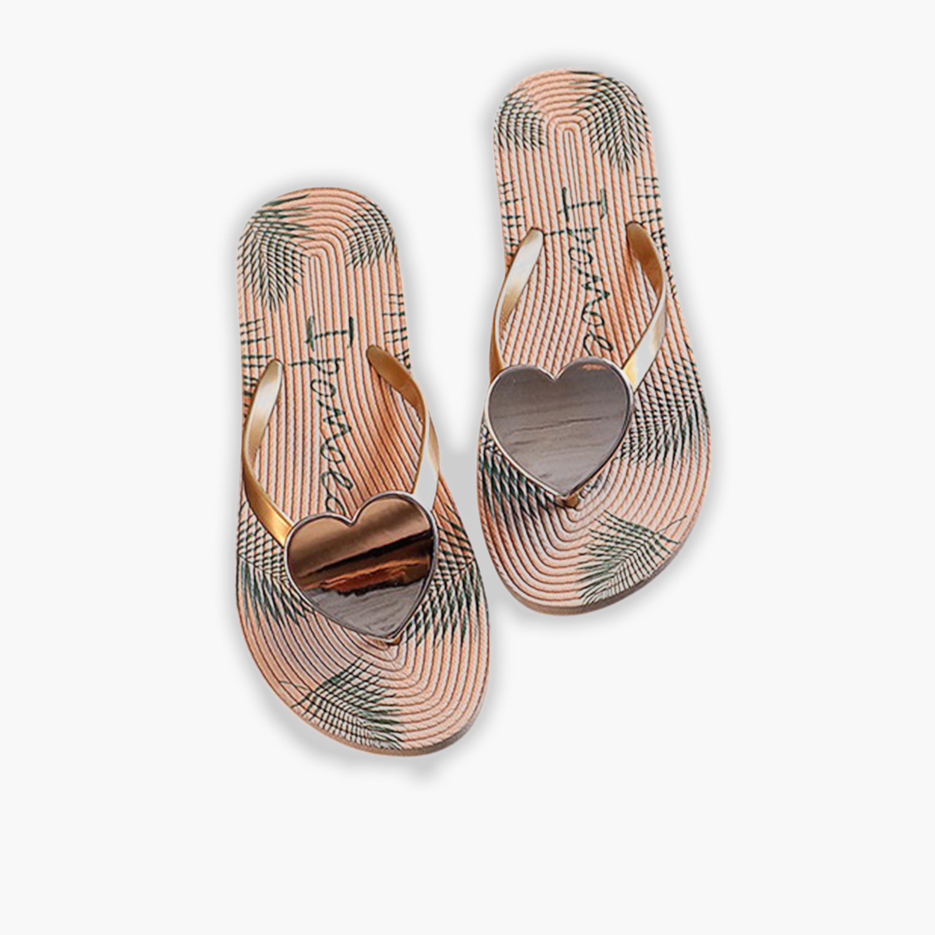شبشب متعدد الألوان بطبعة جرافيك وتعليقة قلب-women-shoes-flipflopsandslides-image-2
