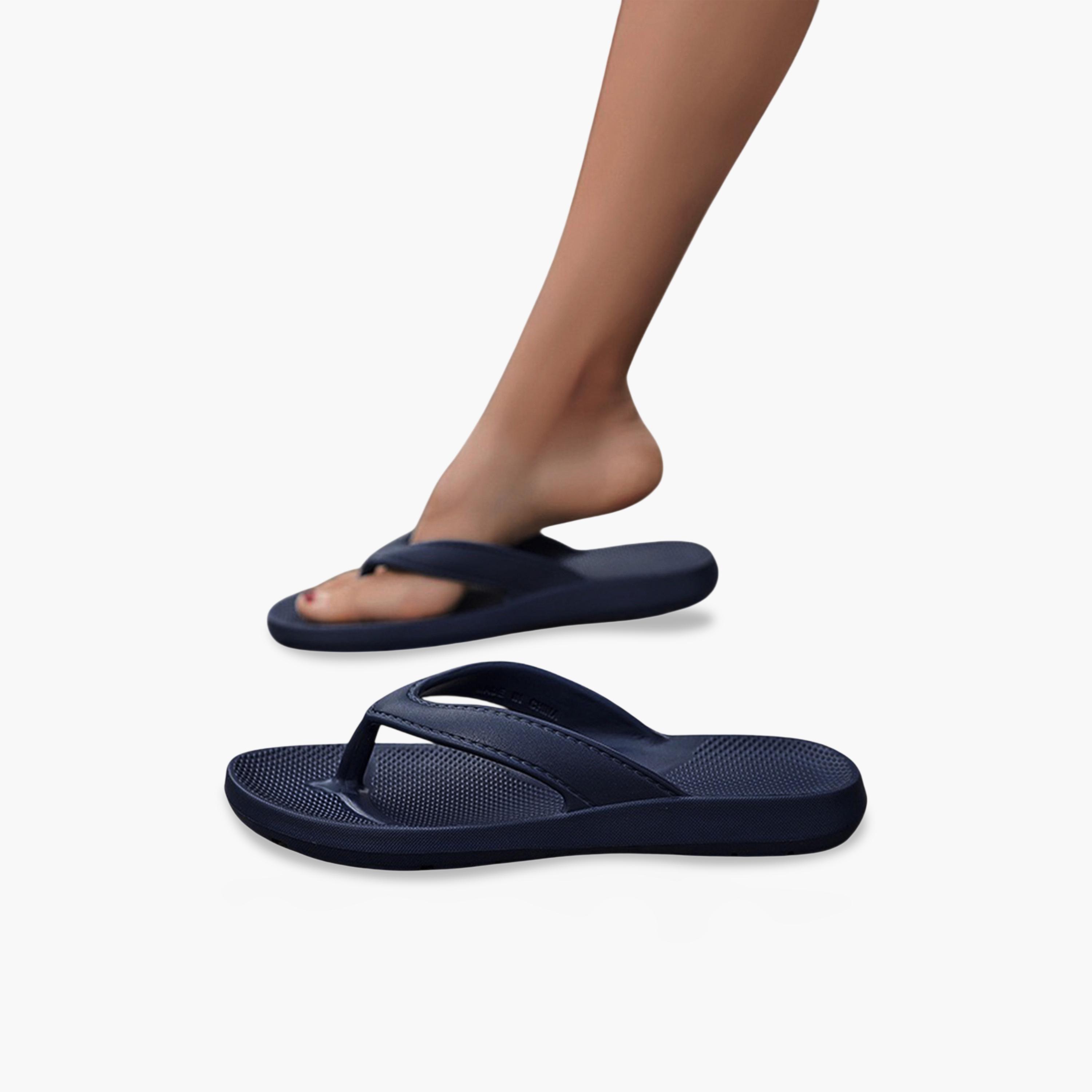 شبشب مريح سادة كحلي-women-shoes-flipflopsandslides-image-2
