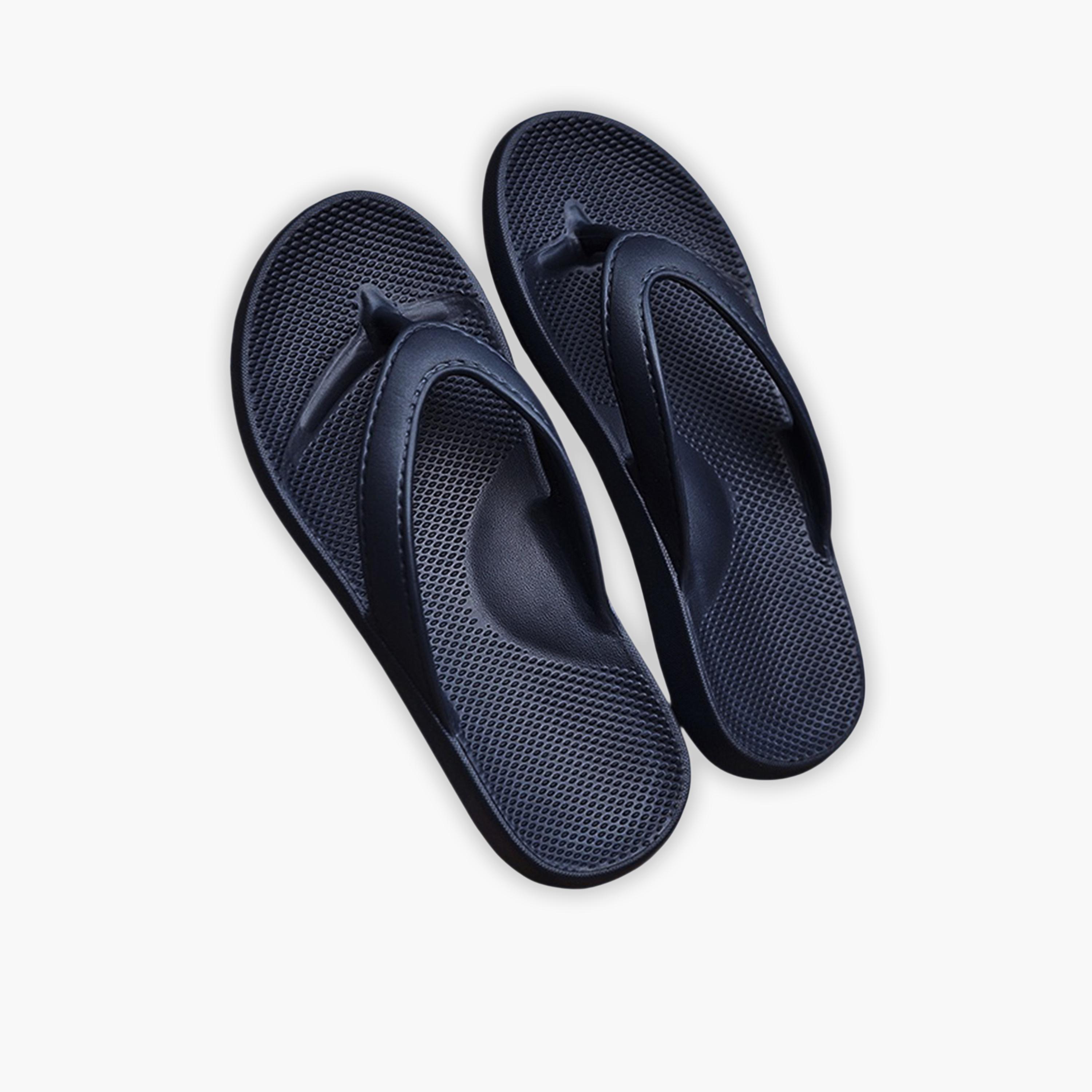 شبشب مريح سادة كحلي-women-shoes-flipflopsandslides-image-3