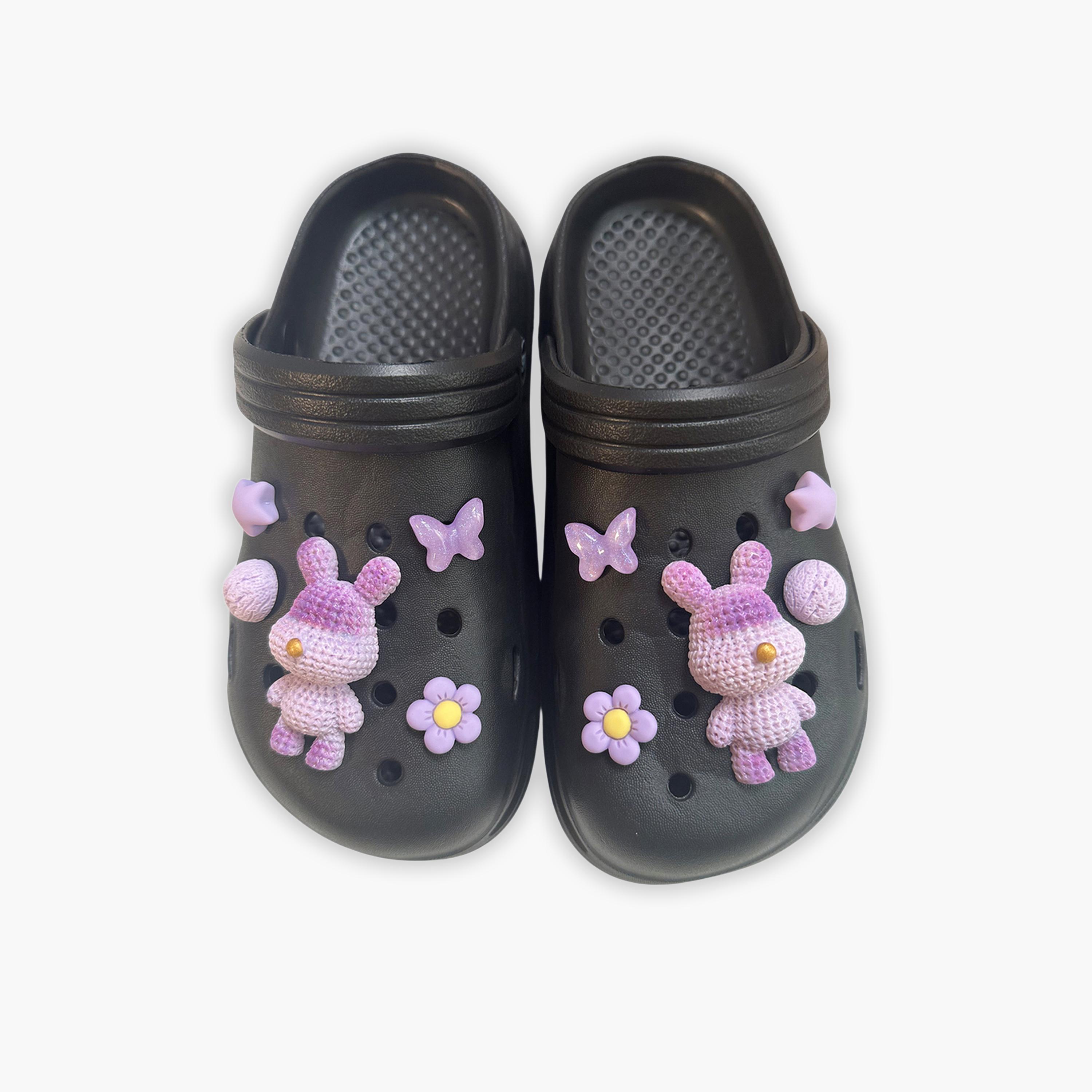 قبقاب مريح أسود بتفاصيل تعليقات-women-shoes-sandals-flats-image-4