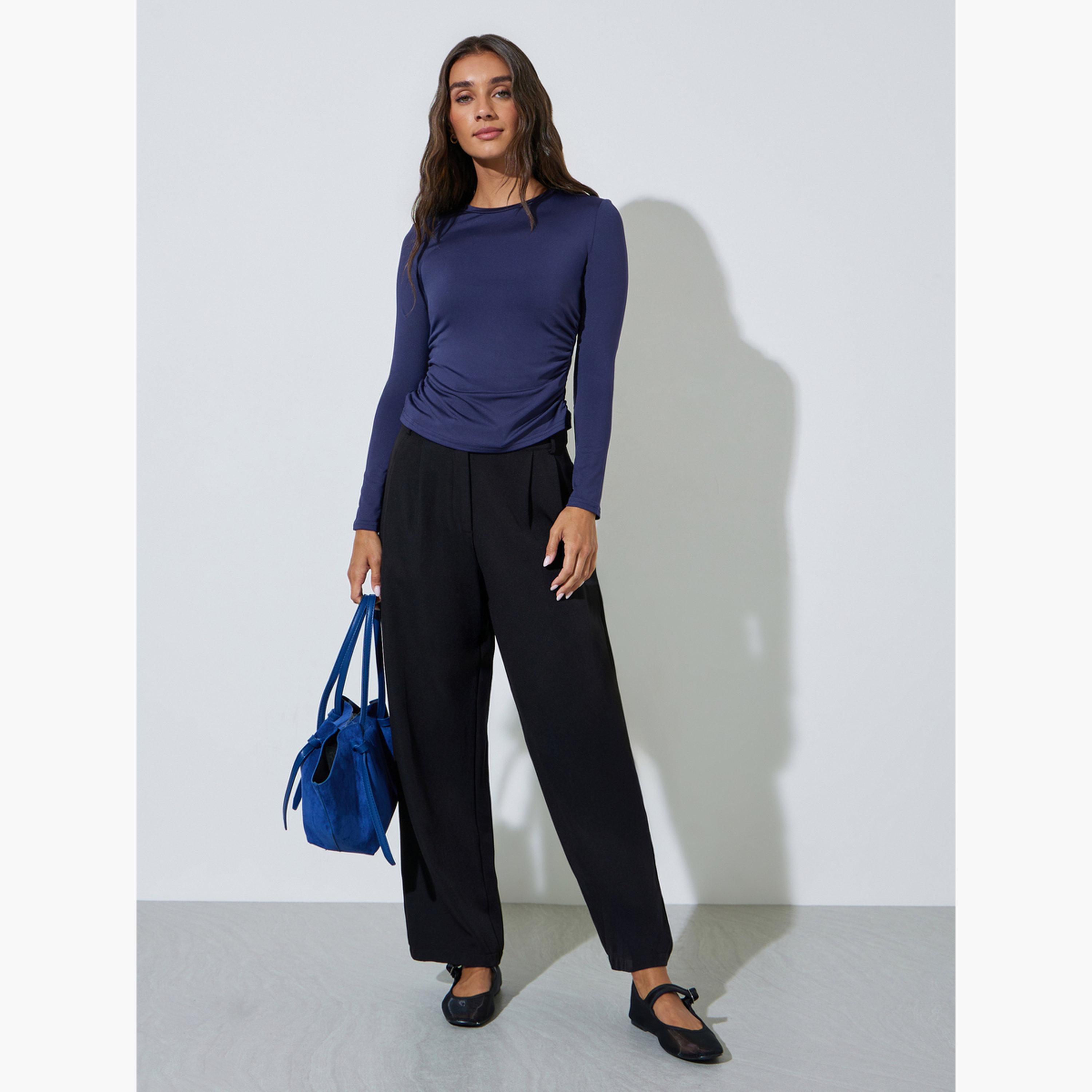طقم من قطعتين بلوزة محبوكة أكمام طويلة بياقة دائرية وتفاصيل زمزمات وقصة ضيقة-women-clothing-shirtsandblouses-blouses-image-6