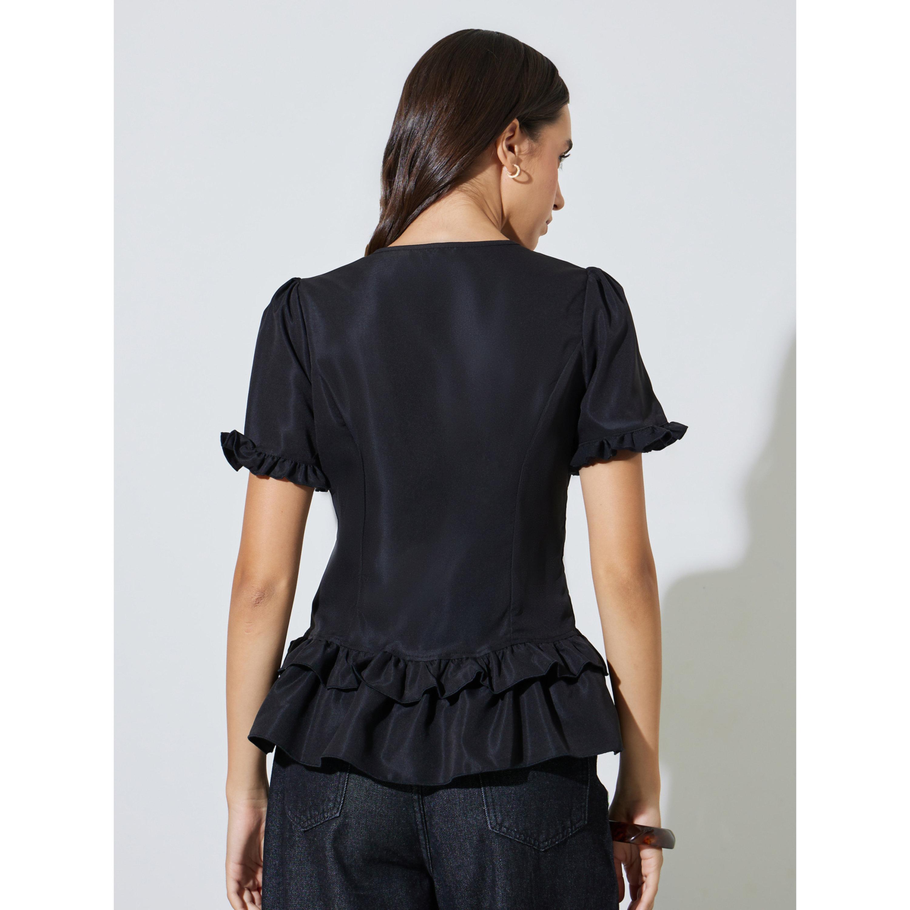تيك تو توب أسود بأكمام قصيرة وتفاصيل كشكش-women-clothing-shirtsandblouses-blouses-image-4