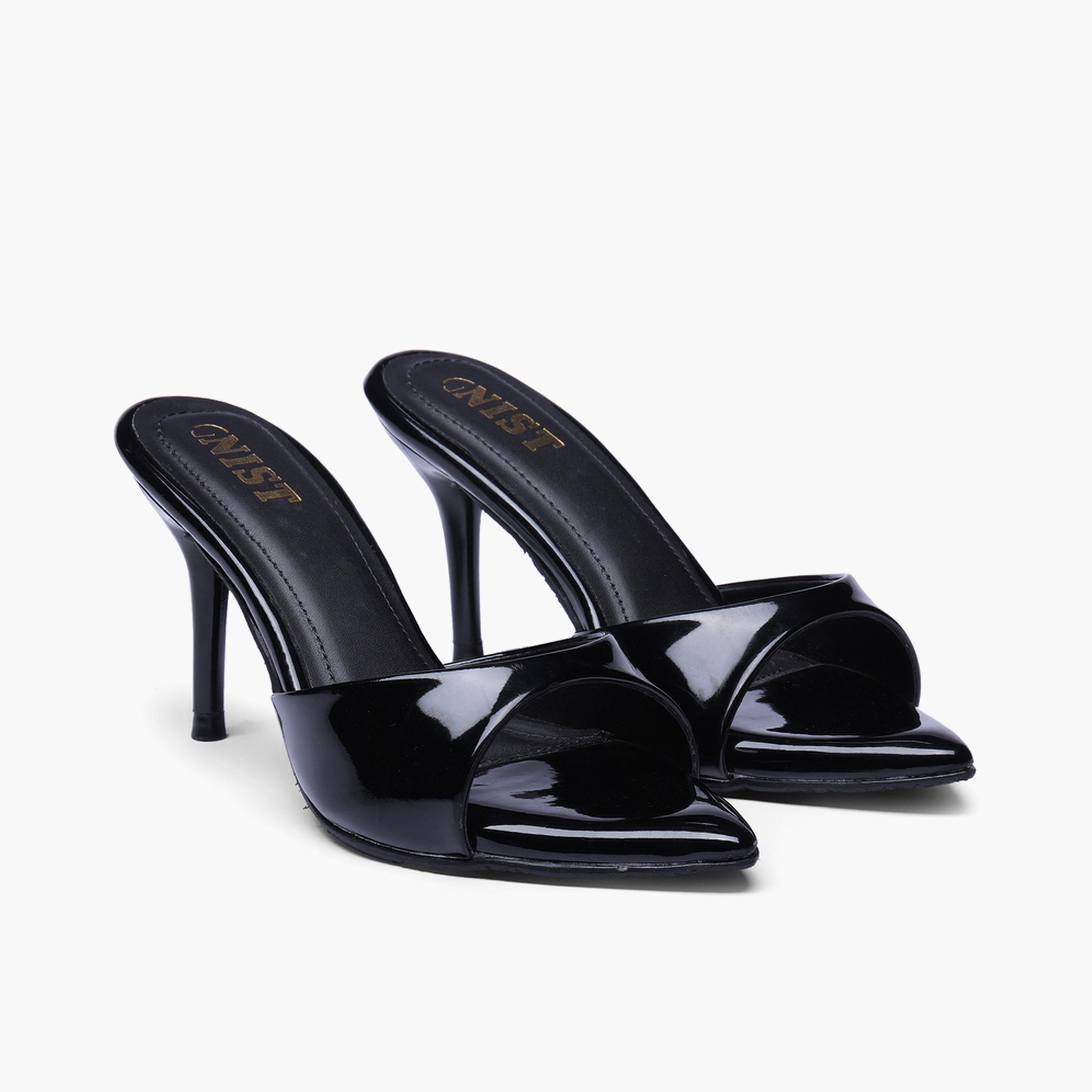 صندل بكعب عالي لمّاع باللون الأسود-women-shoes-sandals-heeled-image-1