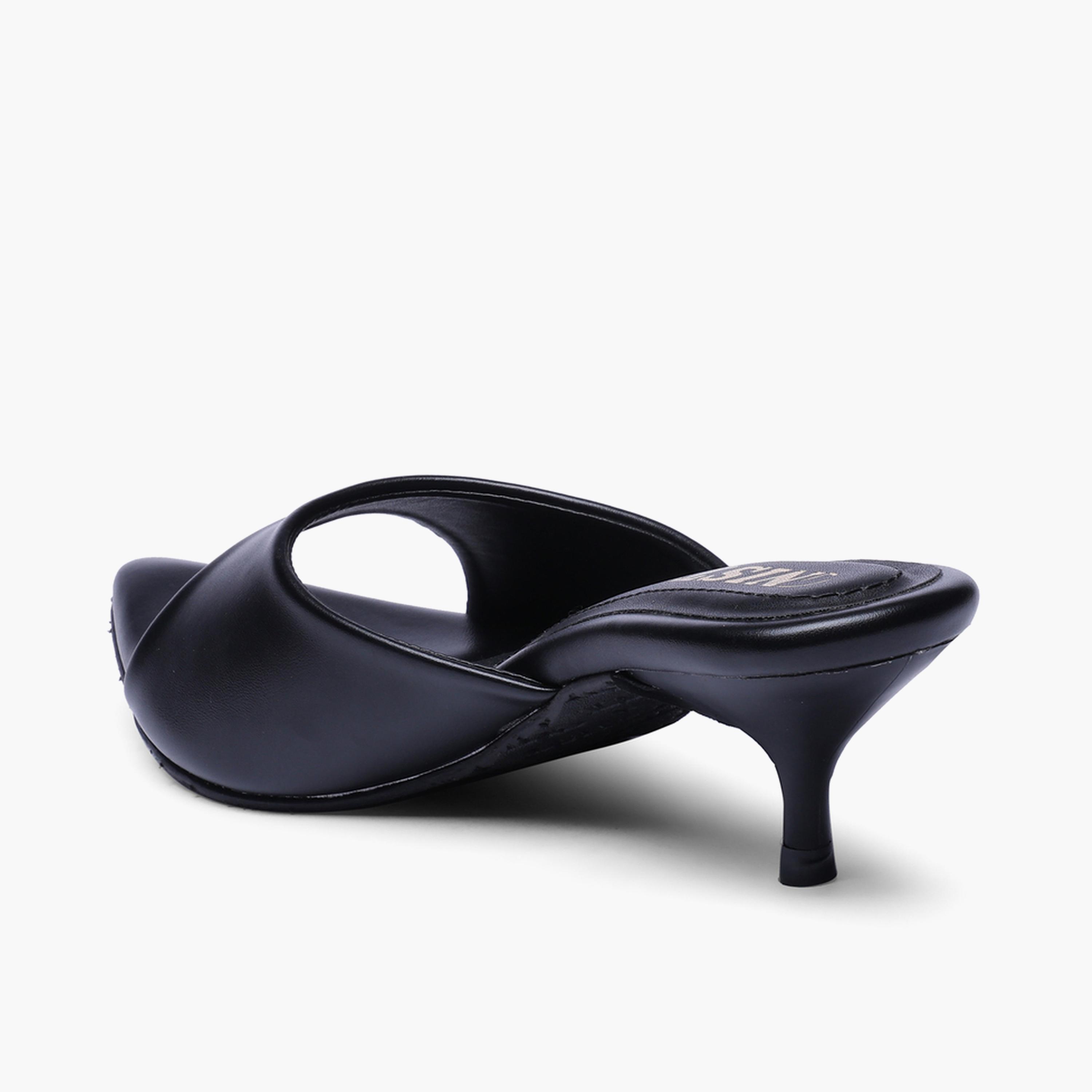 صندل مريح بكعب منخفض باللون الأسود-women-shoes-sandals-heeled-image-6