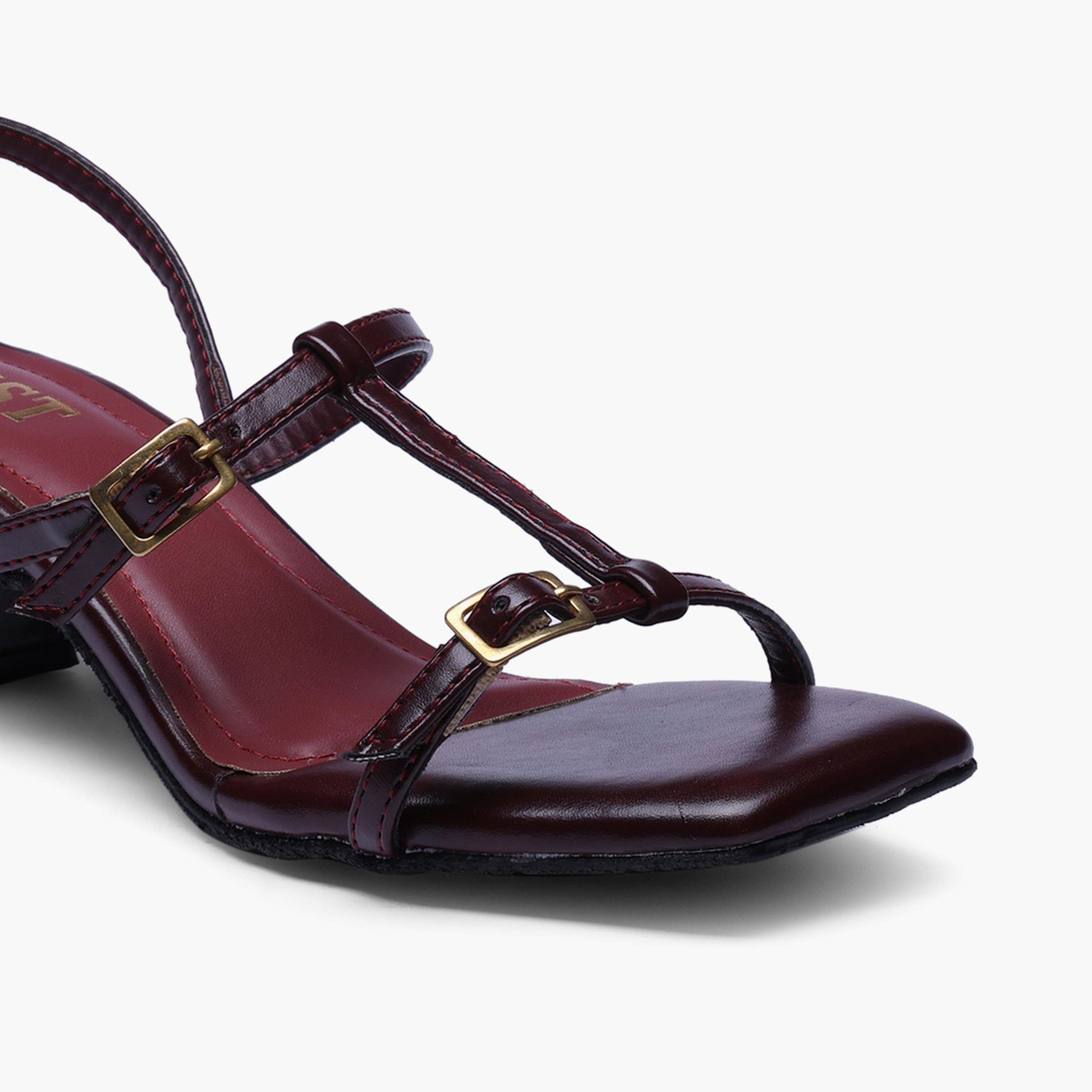 صندل بكعب متوسط وحزام شكل تي باللون البورغندي-women-shoes-sandals-heeled-image-3