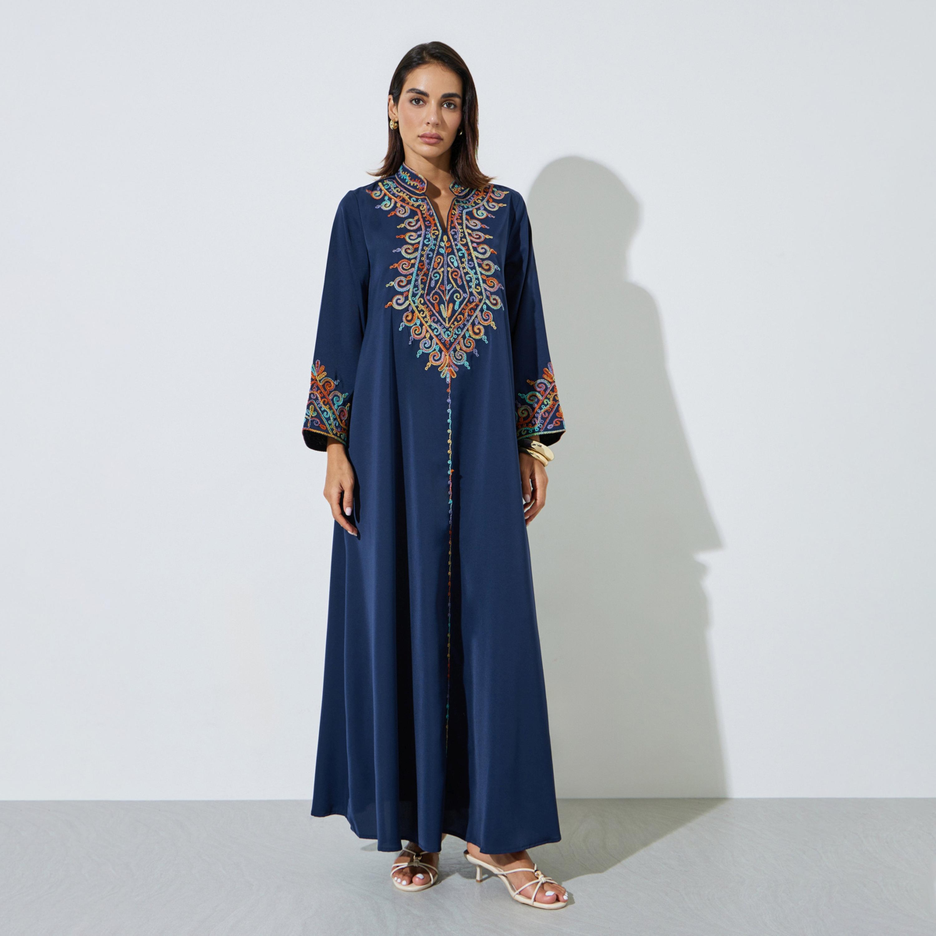 جلابية طويلة ومطرزة بأكمام طويلة-women-arabicclothing-jalabiyas-image-1