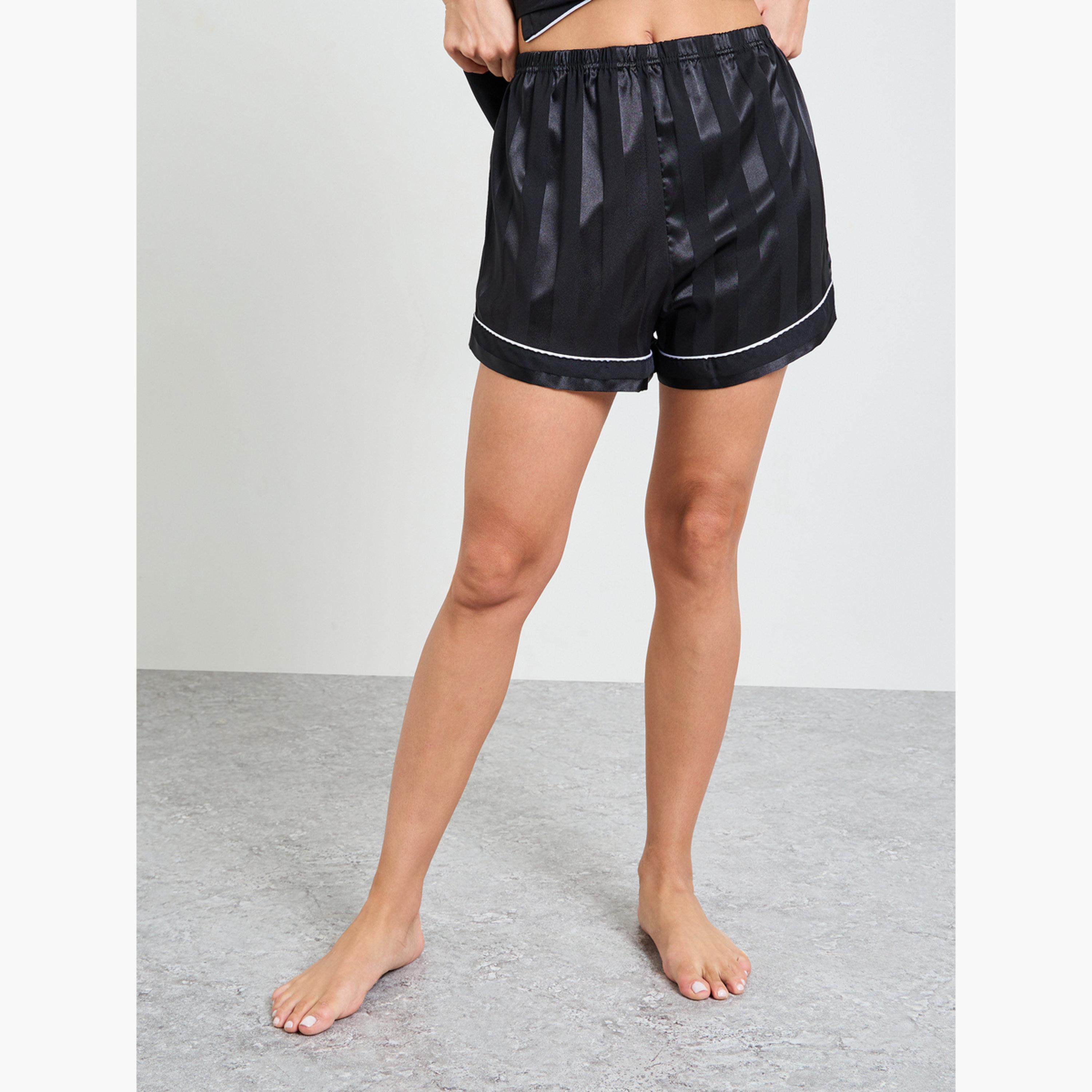 طقم بيجاما ستان من شورت وقميص بنمط مخطط لون أسود-women-clothing-nightwear-pyjamas-shortsets-image-4