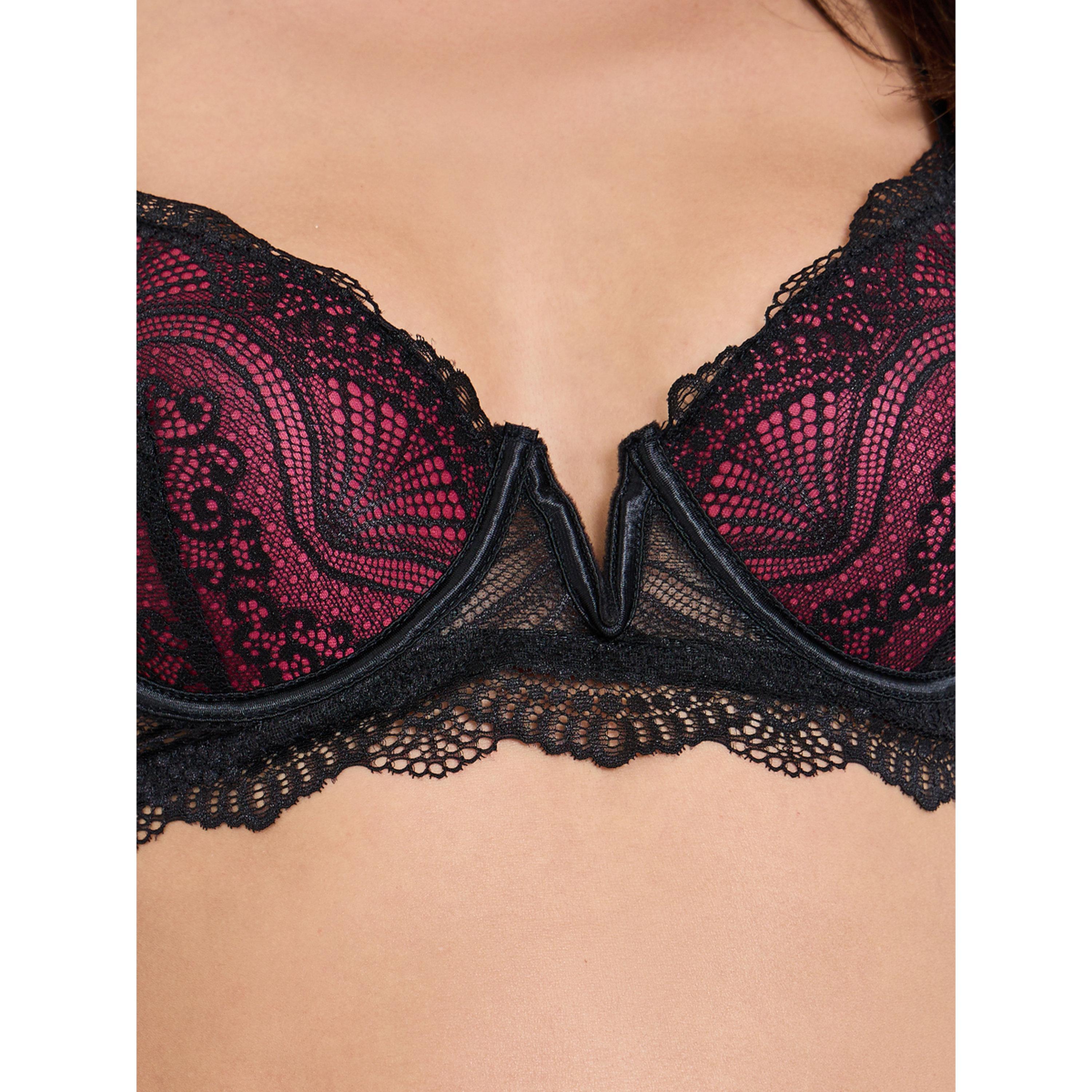 طقم حمالة صدر بسلك وسروال داخلي بتفاصيل دانتيل-women-clothing-lingerie-lingeriesets-image-5