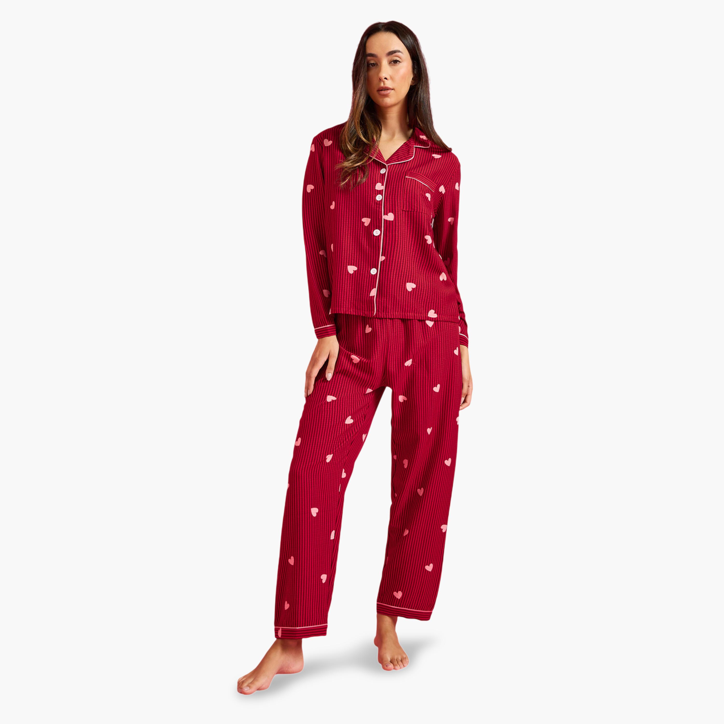 طقم بيجاما من بنطال وبلوزة بأكمام طويلة وطبعة قلوب ومخطط باللون البرغندي-women-clothing-nightwear-pyjamas-longsets-image-1