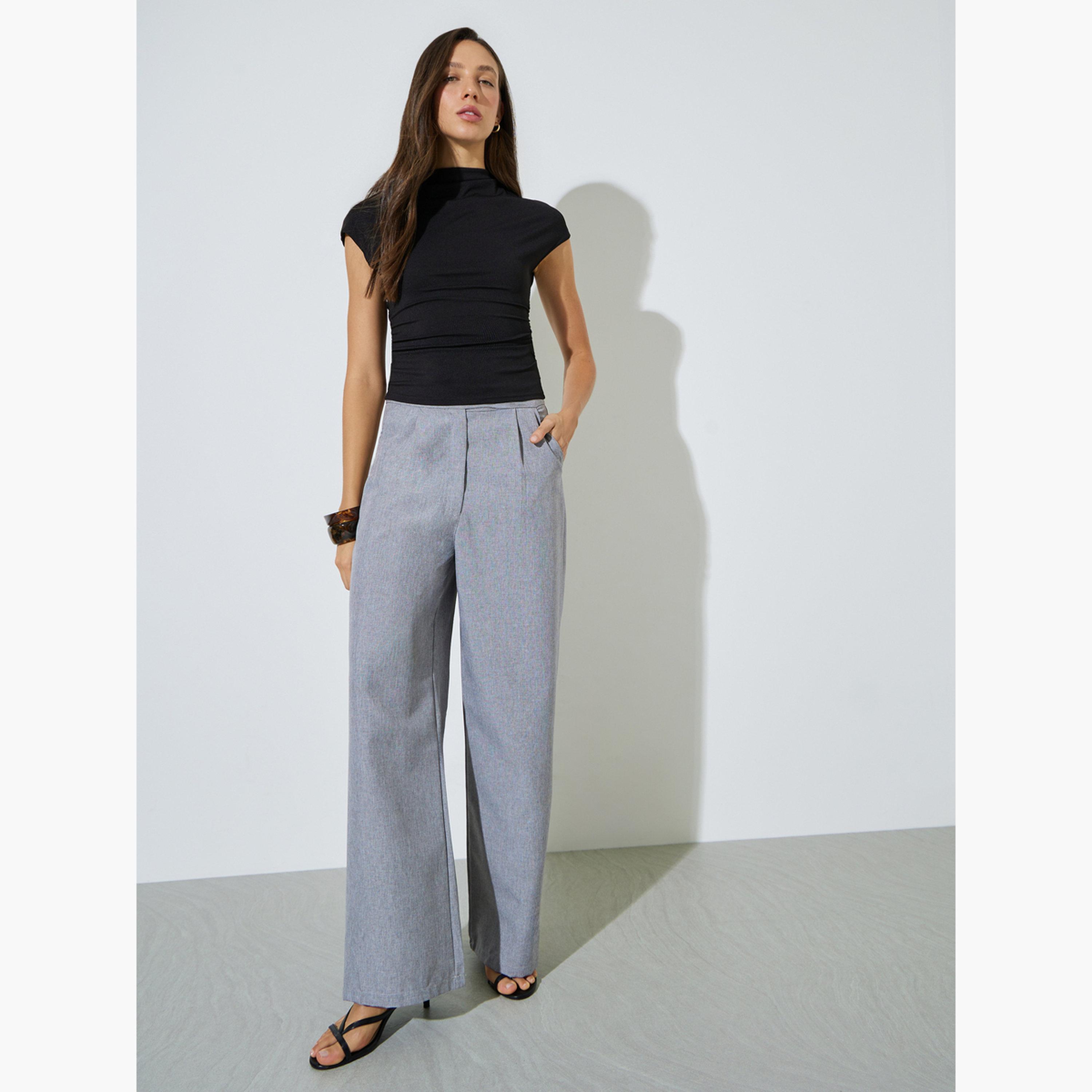 Styli Black Ribbed T-Shirt with Cinched Waist-women-clothing-tshirts-image-2