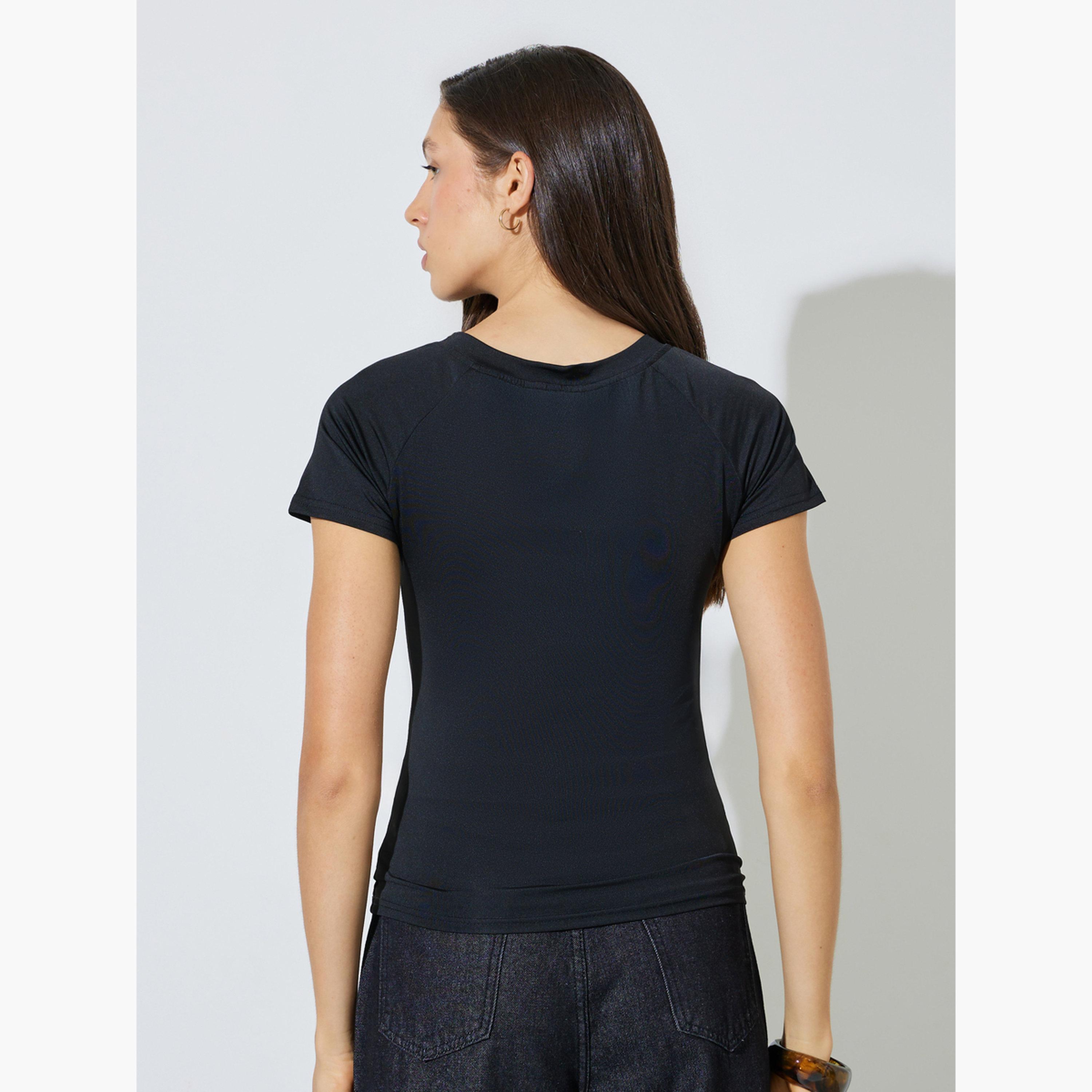 ستايلي - نيشيرت أسود بأكمام راجلان ضيقة-women-clothing-tshirts-image-4