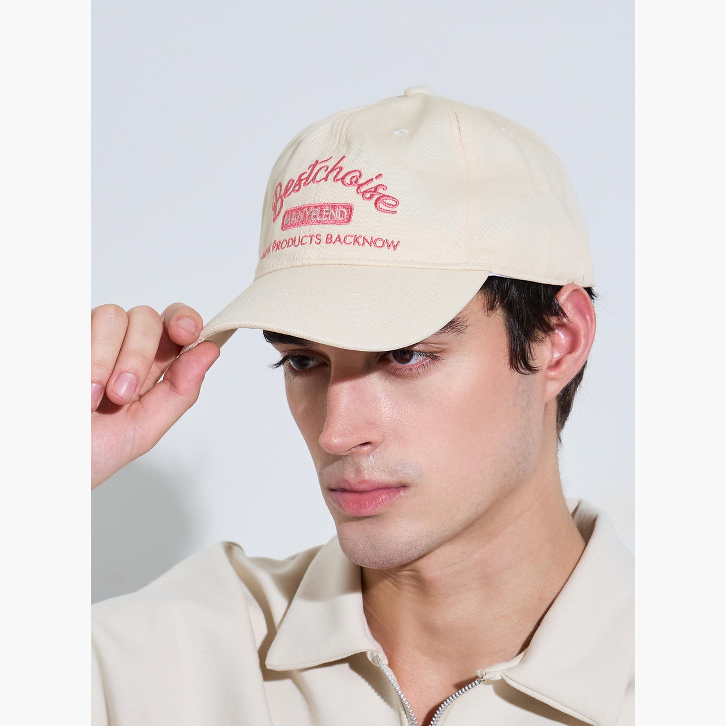 ستايلي - قبعة بيسبول مطرزة باللون البيج-men-caps-image-2