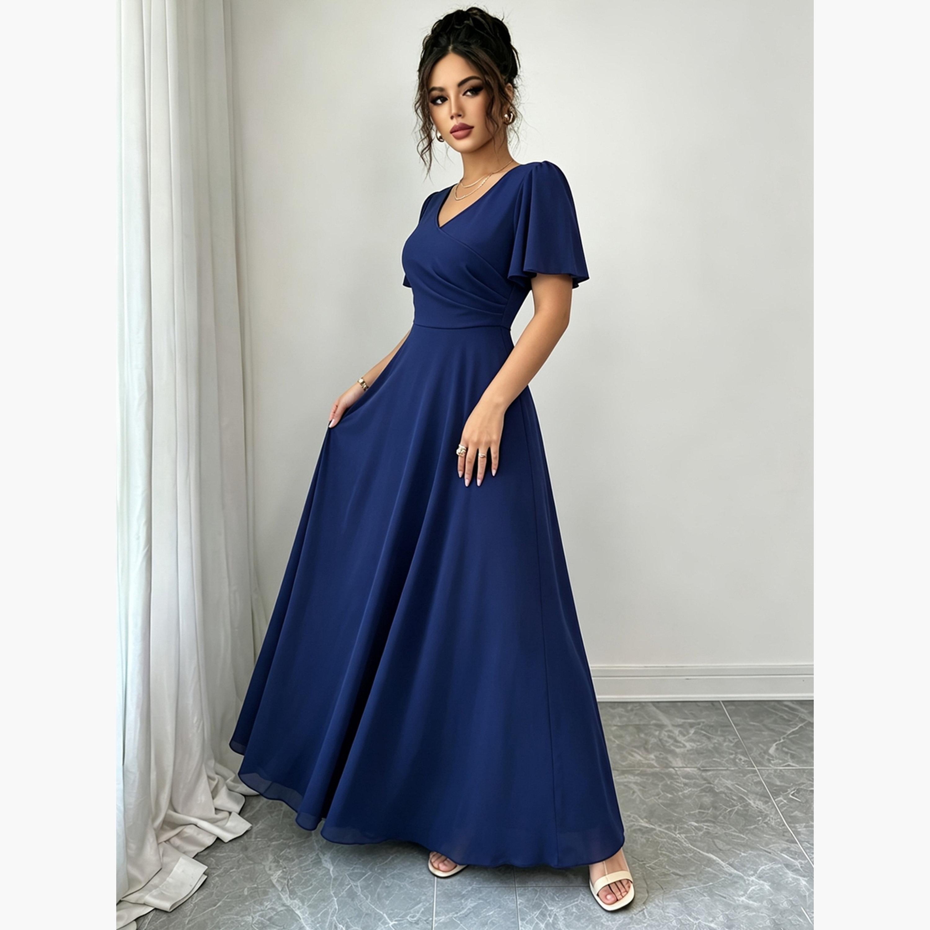 تيك تو - فستان ماكسي أزرق داكن بياقة على شكل حرف V وقصة واسعة من الأسفل-women-clothing-dresses-image-3