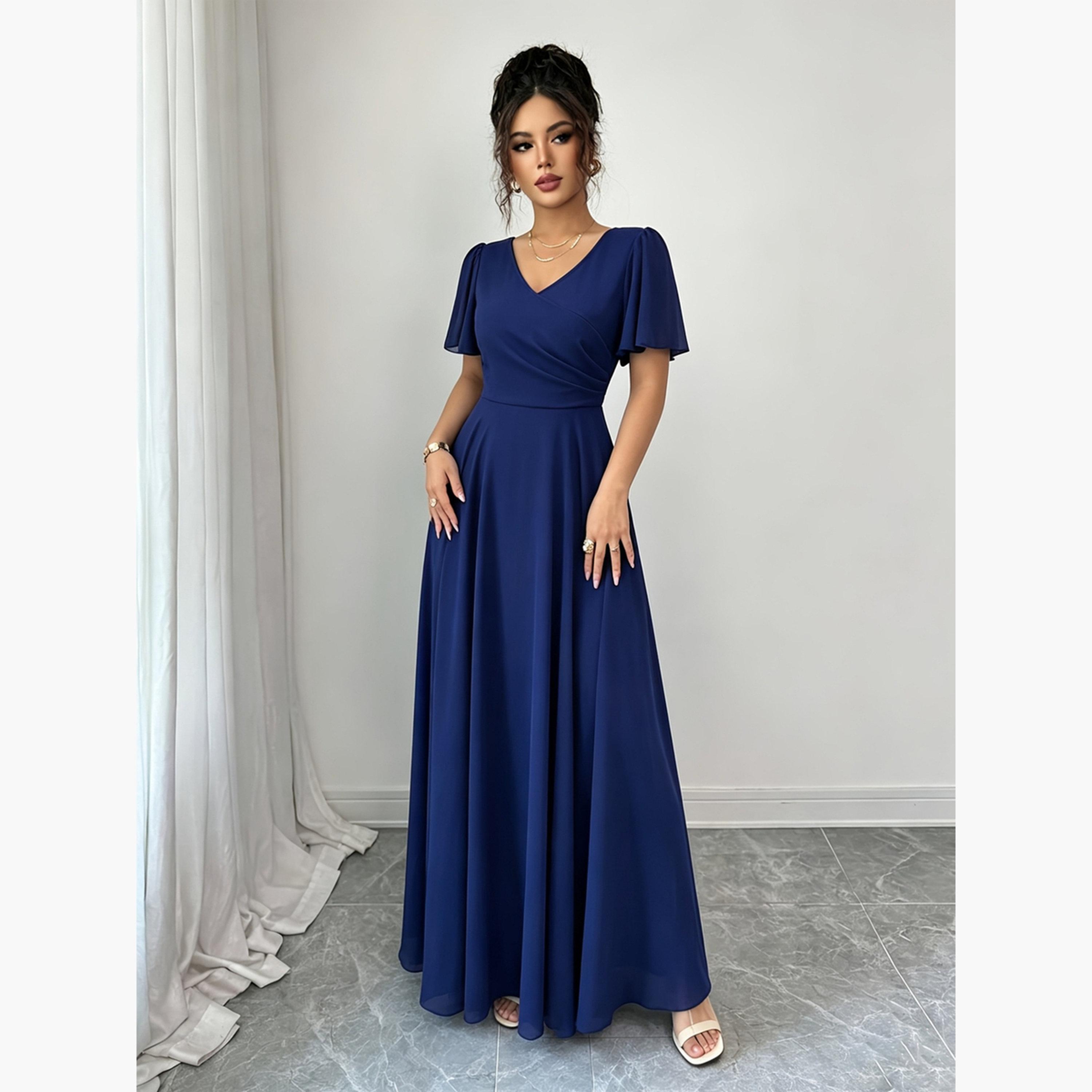 تيك تو - فستان ماكسي أزرق داكن بياقة على شكل حرف V وقصة واسعة من الأسفل-women-clothing-dresses-image-4