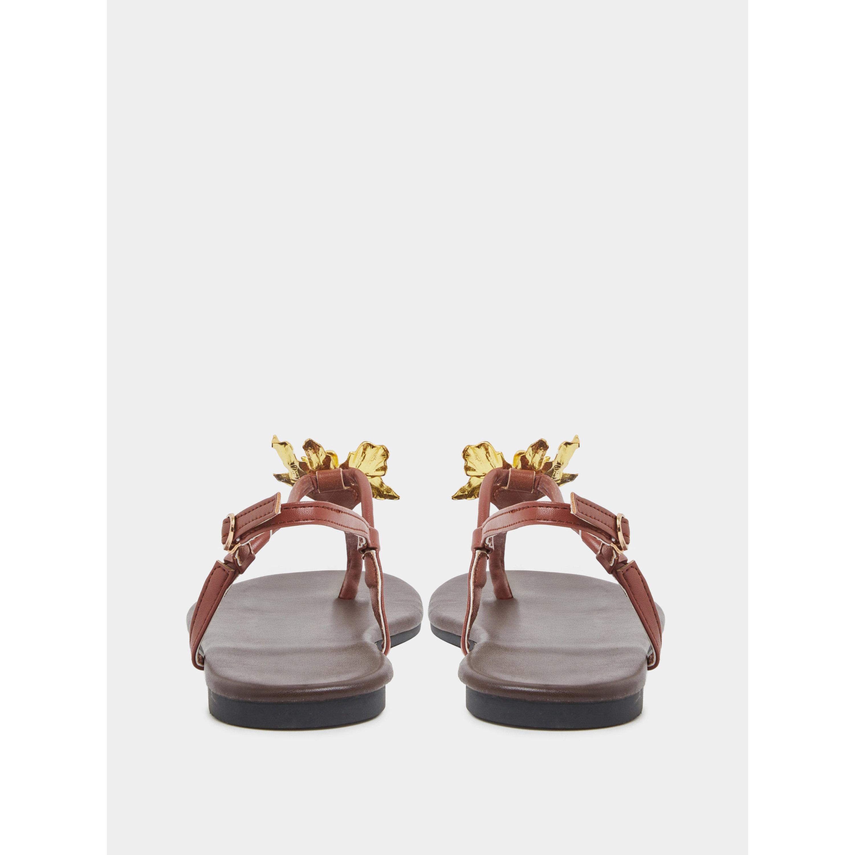 صندل مسطح مزين بزهور-women-shoes-sandals-flats-image-6