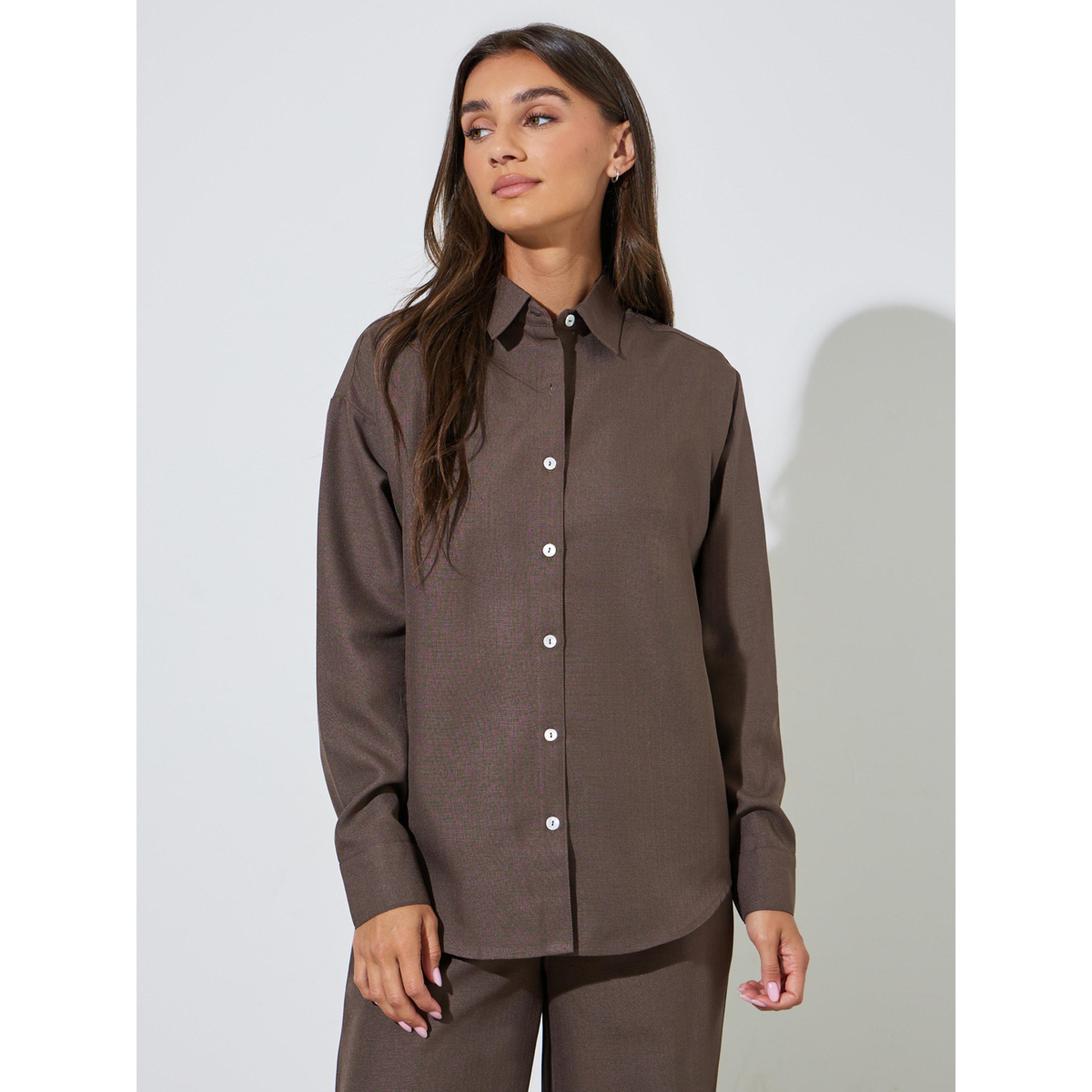 بلوزة واسعة سادة بأكمام طويلة وأزرار باللون البني-women-clothing-shirtsandblouses-shirts-image-1