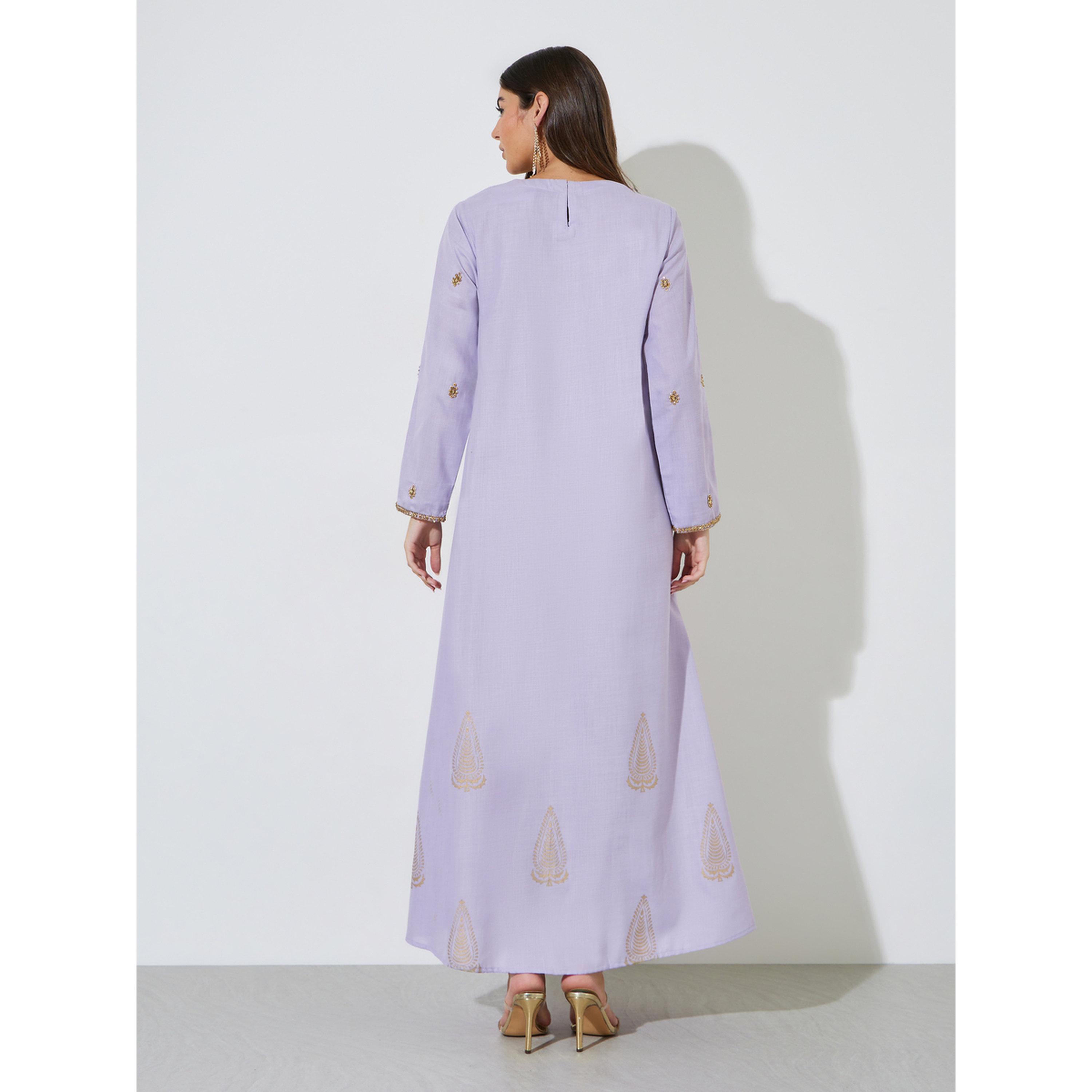 Amirah X Styli Lilac Long Sleeves Round Neck Jalabiya with Gold Embroidery-women-arabicclothing-jalabiyas-image-3