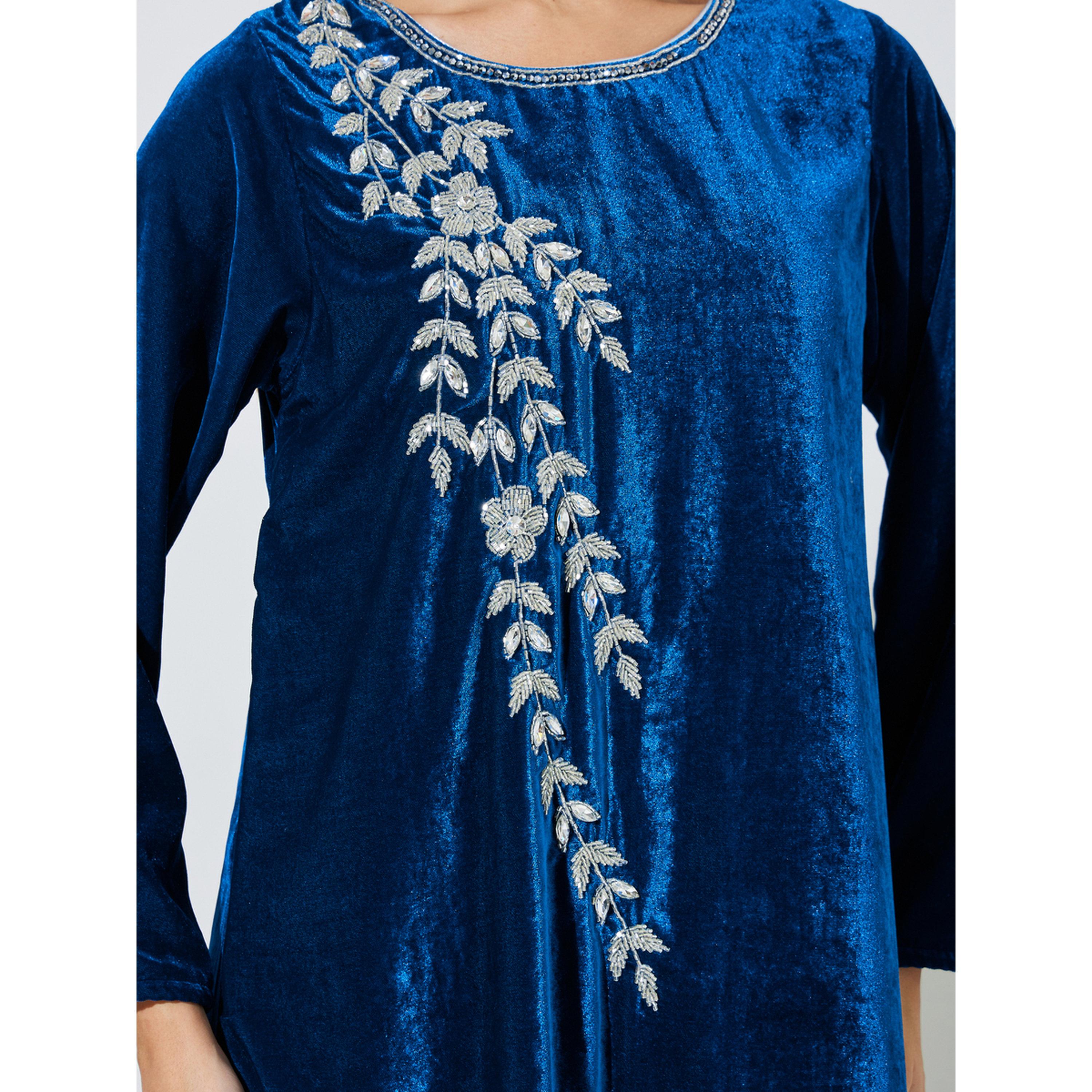 Amirah X Styli Blue Long Sleeves Velvet Jalabiya with Intricate Hand Embroidery-women-arabicclothing-jalabiyas-image-5