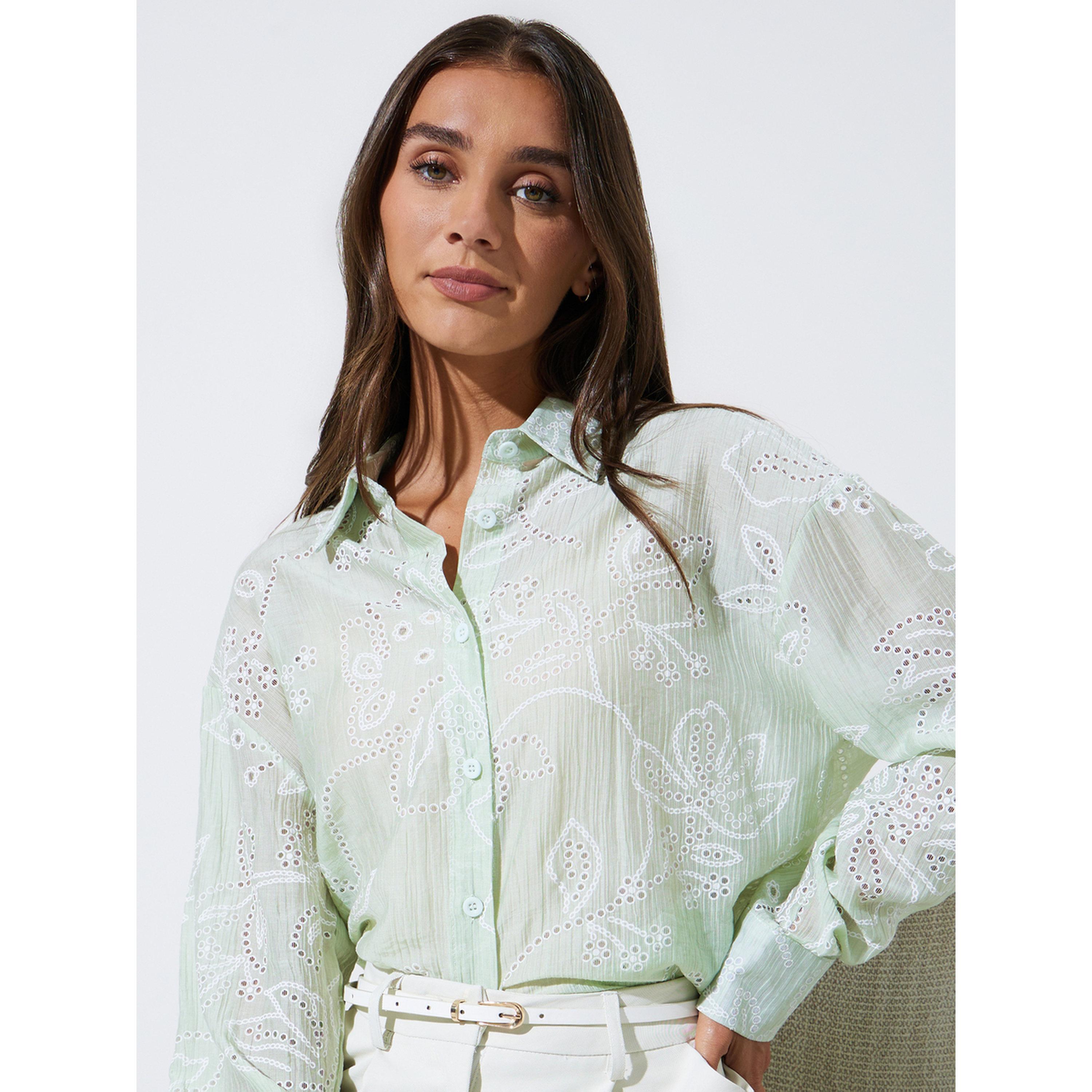 بلوزة واسعة طويلة بتطاريز مفرغة باللون الأخضر النعناعي-women-clothing-shirtsandblouses-shirts-image-3